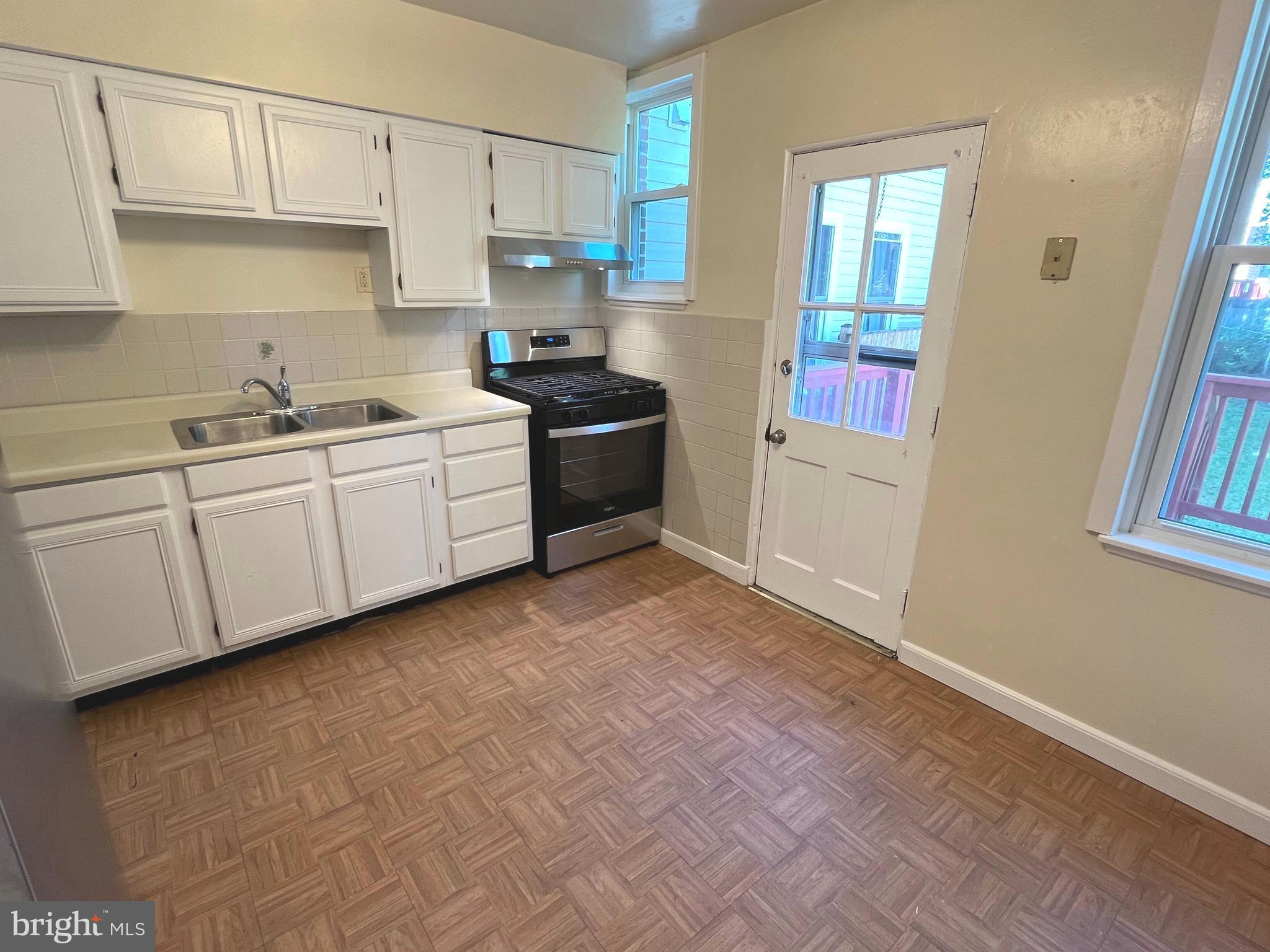 RIDGELEIGH - Residential