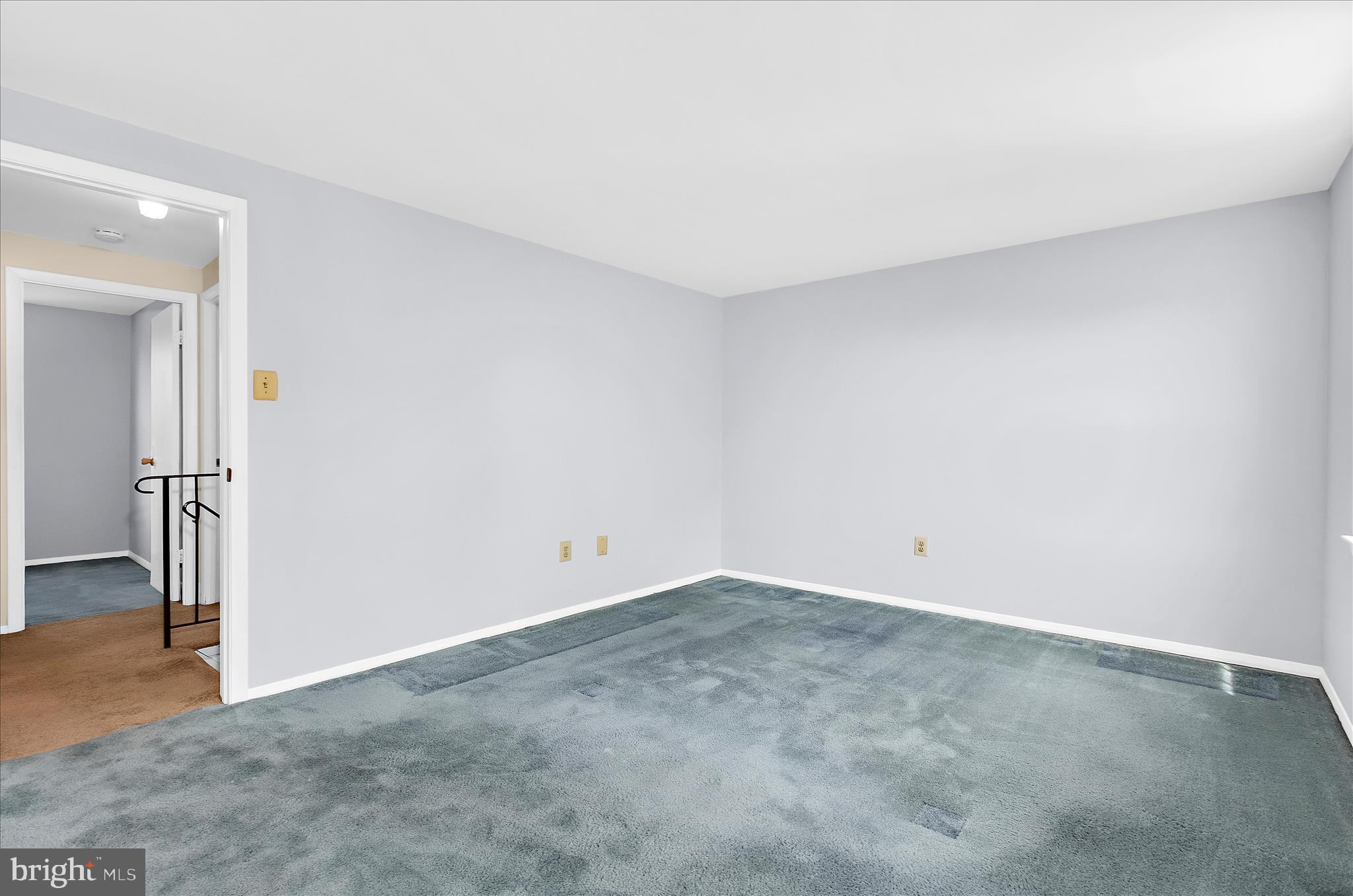ELIZABETHS LANDING - Residential