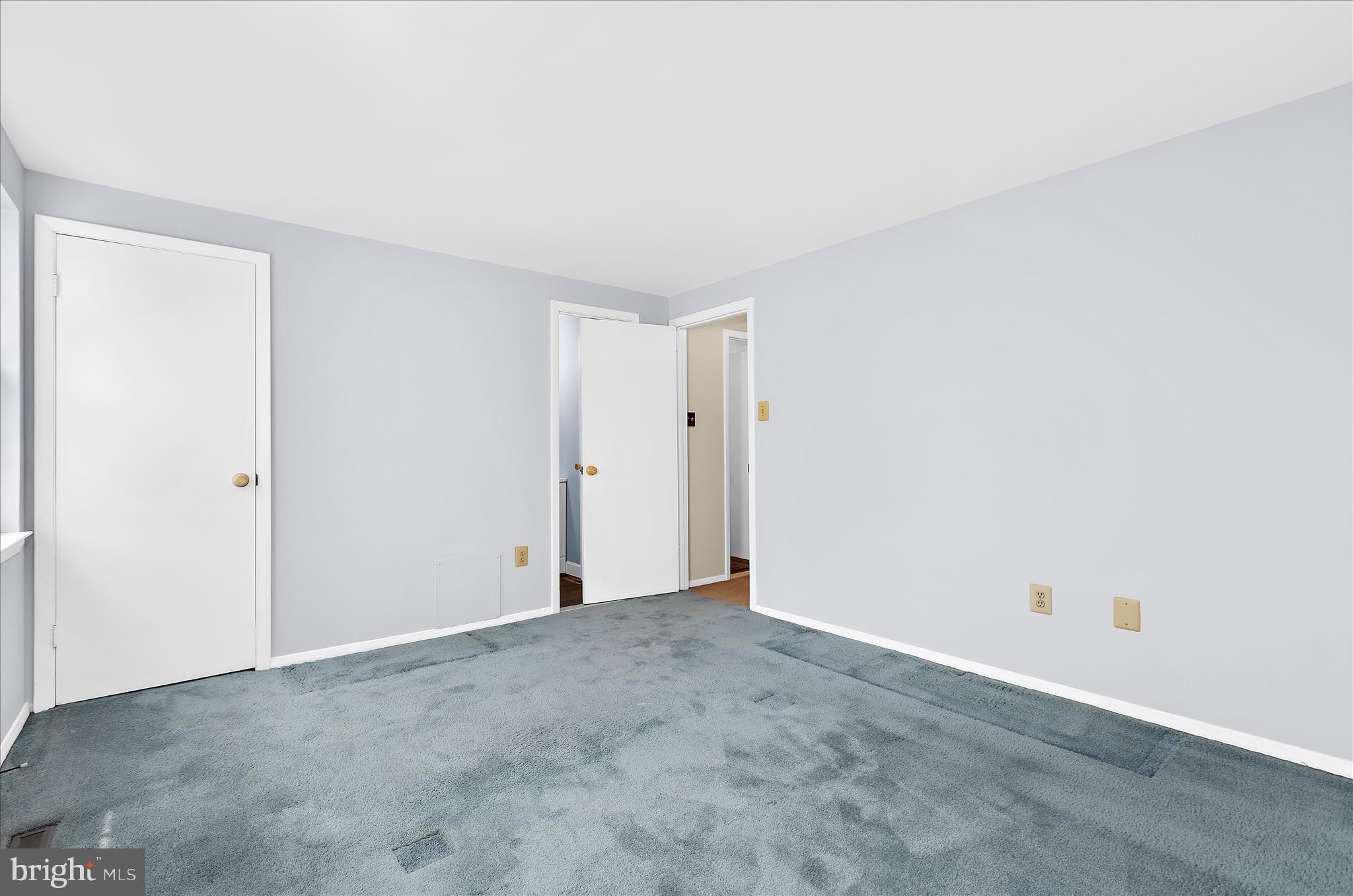 ELIZABETHS LANDING - Residential
