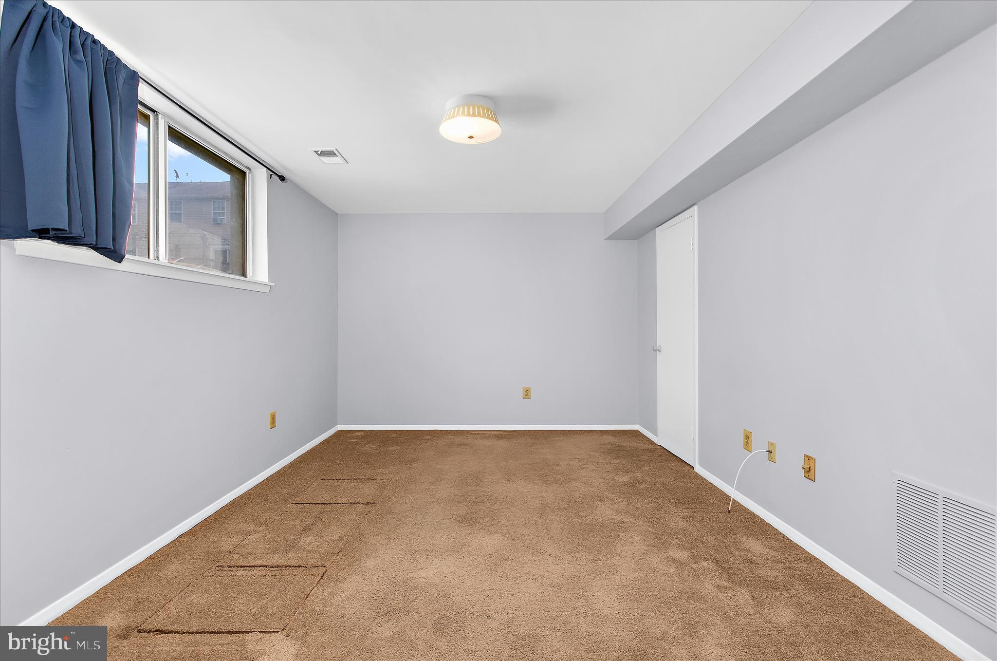 ELIZABETHS LANDING - Residential