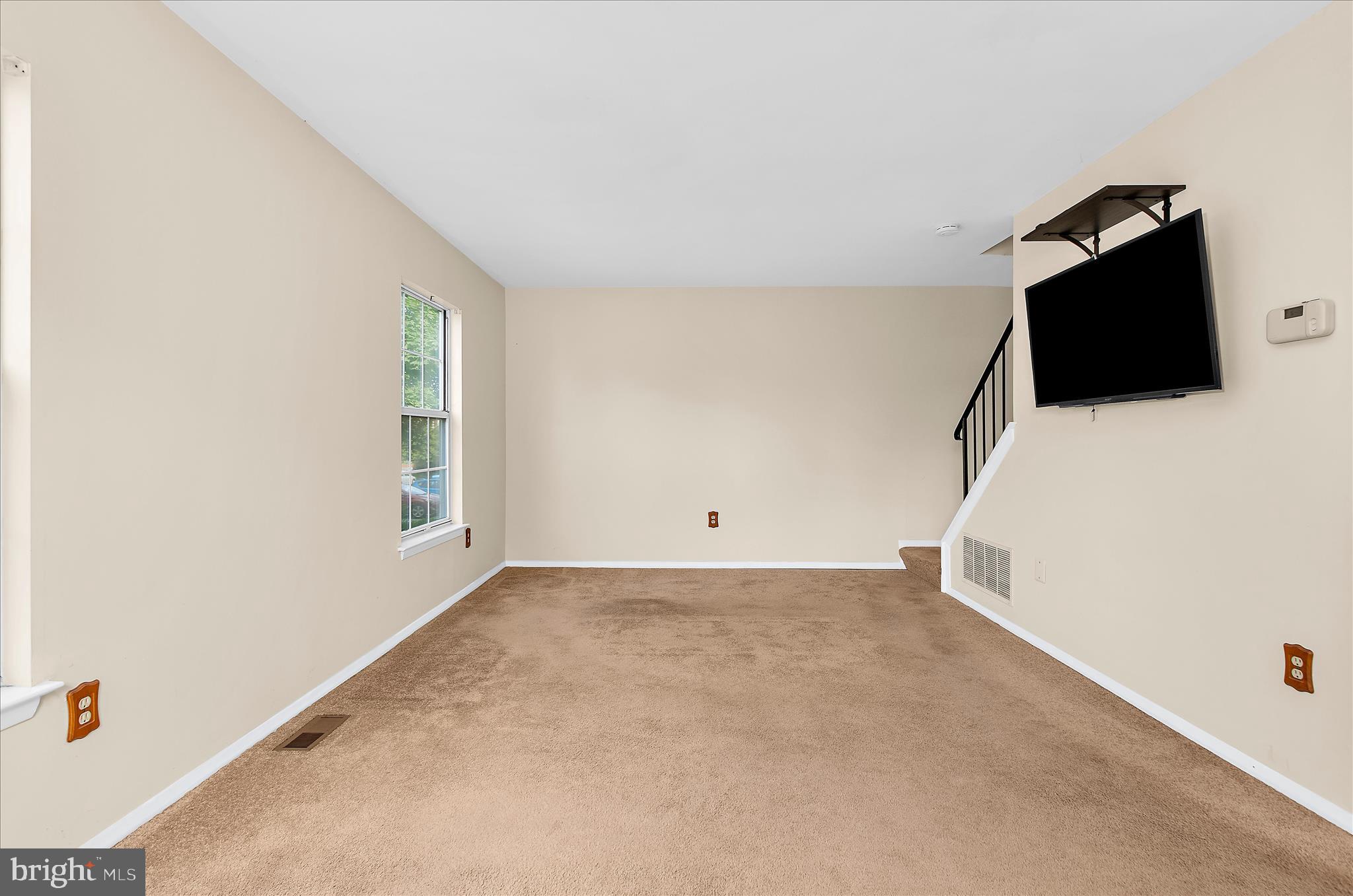ELIZABETHS LANDING - Residential