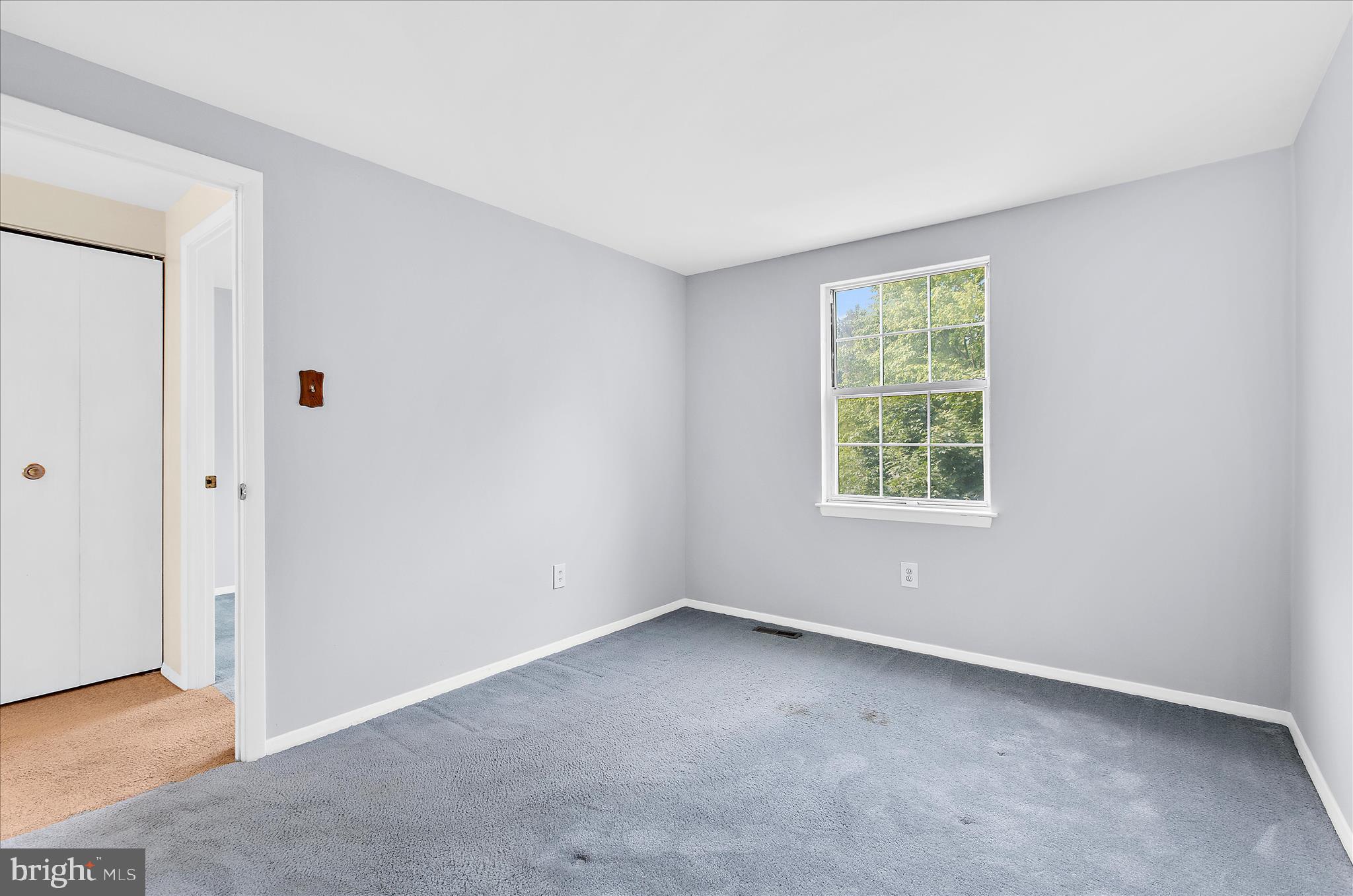 ELIZABETHS LANDING - Residential