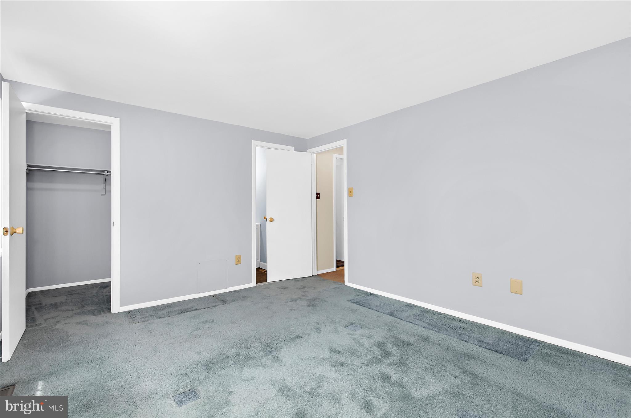 ELIZABETHS LANDING - Residential