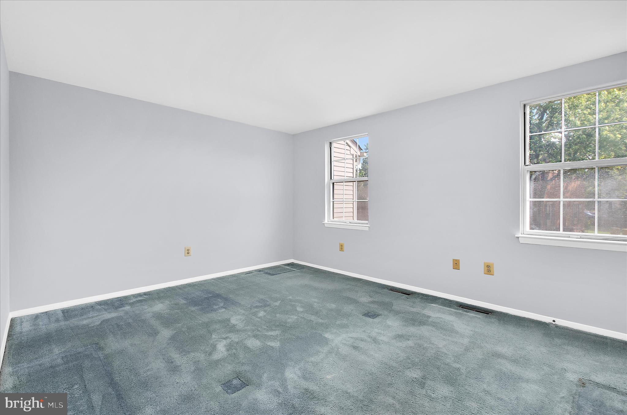 ELIZABETHS LANDING - Residential