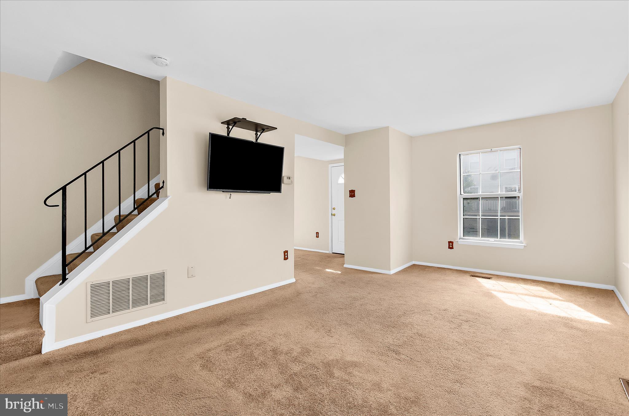 ELIZABETHS LANDING - Residential