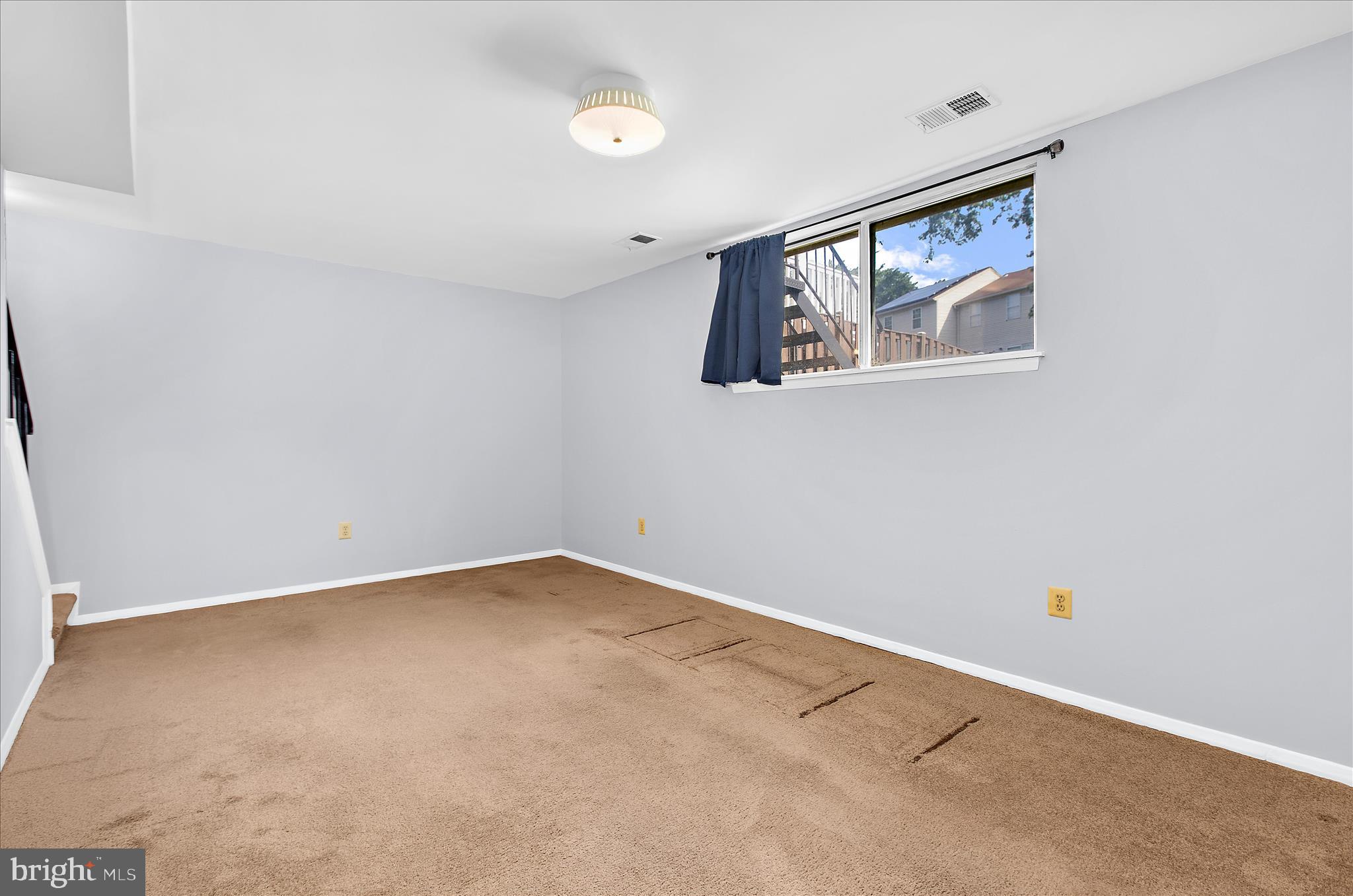 ELIZABETHS LANDING - Residential