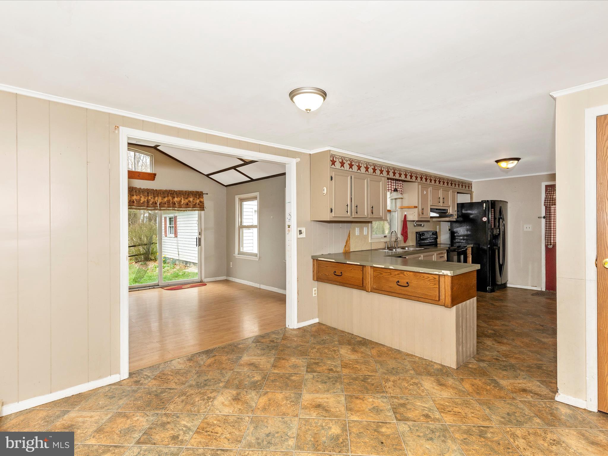 MAR PENN ESTATES - Residential