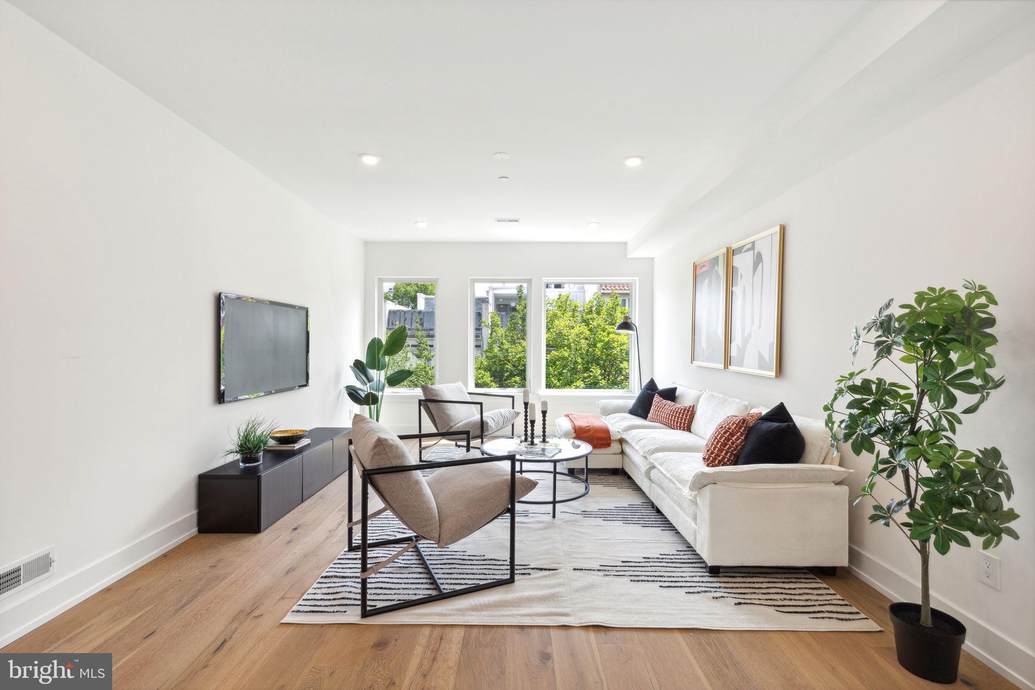 RITTENHOUSE SQUARE - Residential