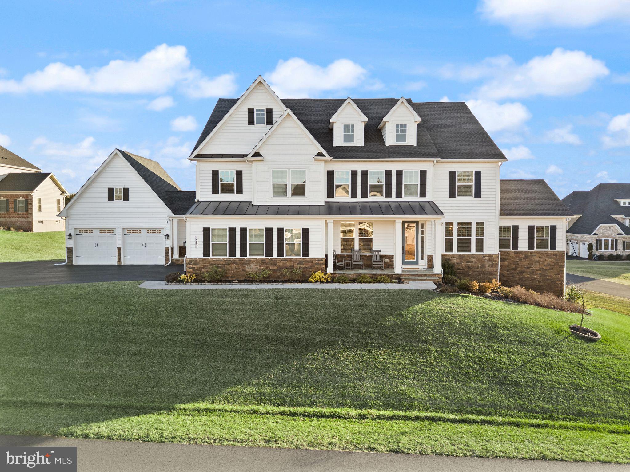 STONEBRIDGE AT THE WINERY AT BULL RUN - Residential