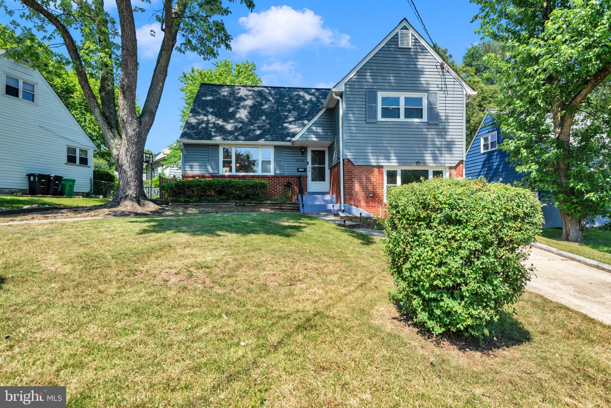 RIVERDALE WOODS - Residential