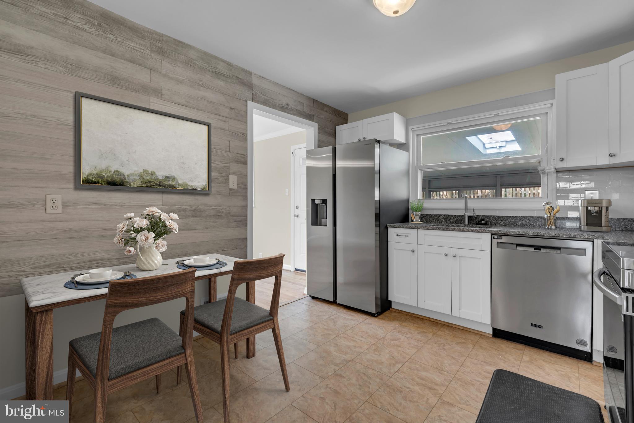 RIVERDALE WOODS - Residential