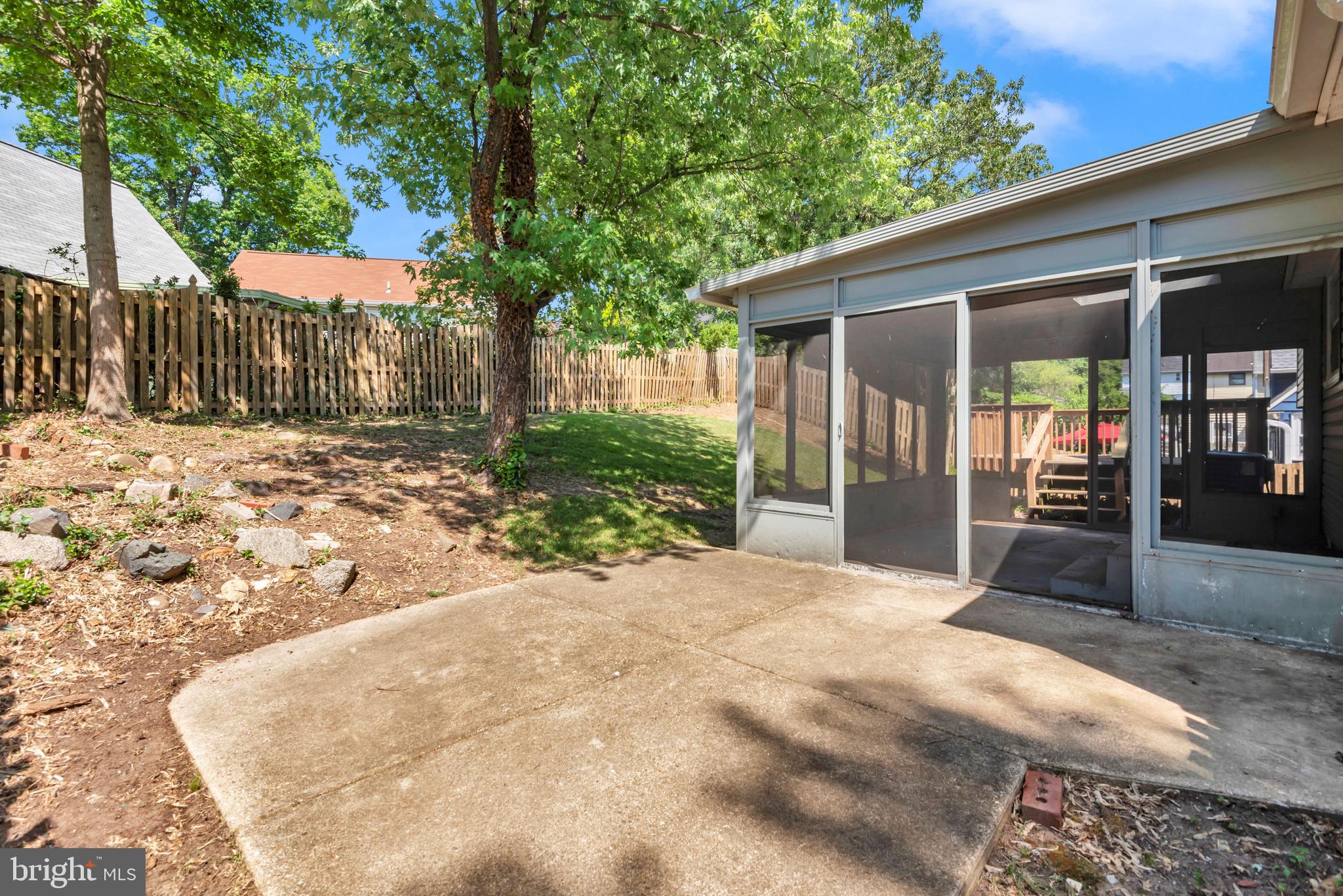 RIVERDALE WOODS - Residential