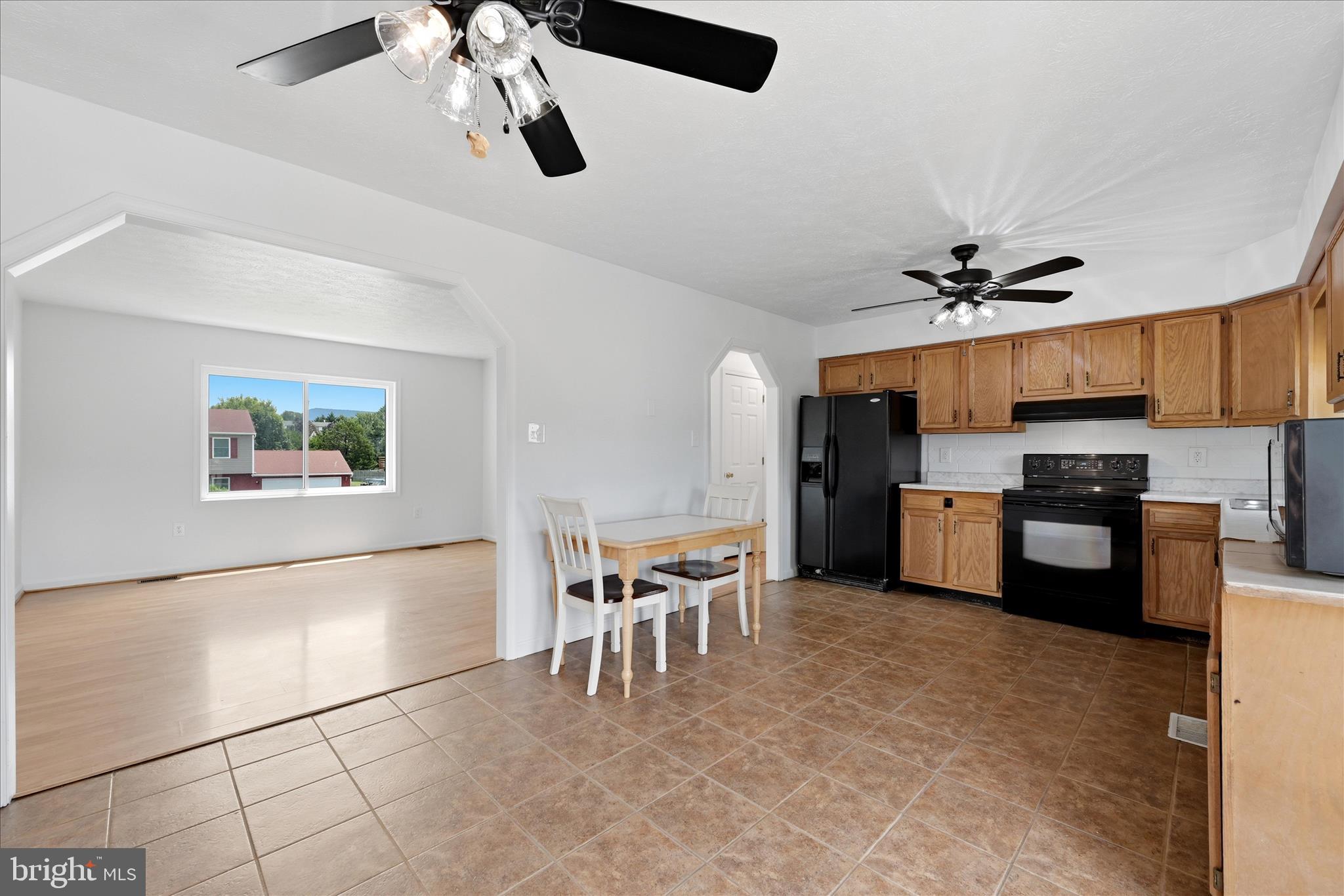 THE MEADOWS AT STRASBURG - Residential