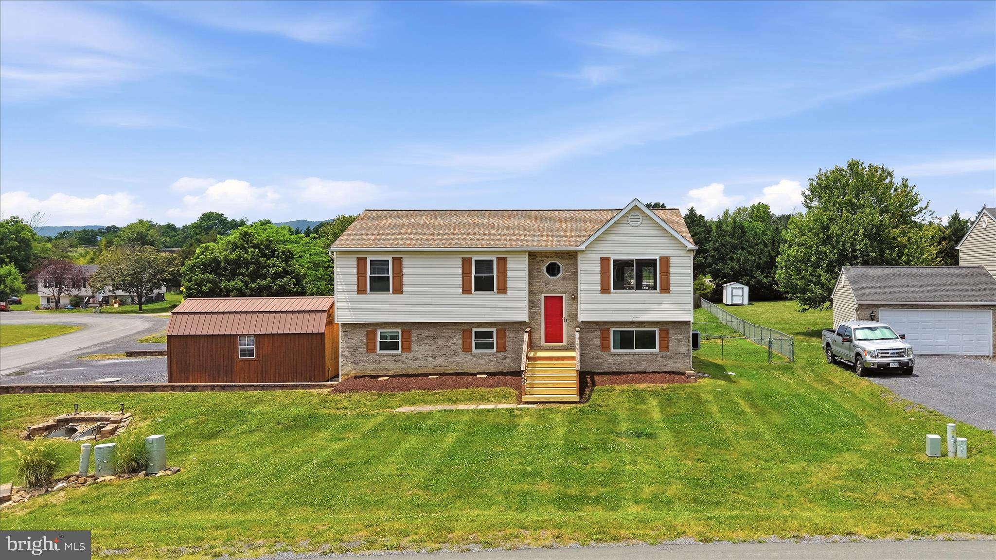 THE MEADOWS AT STRASBURG - Residential