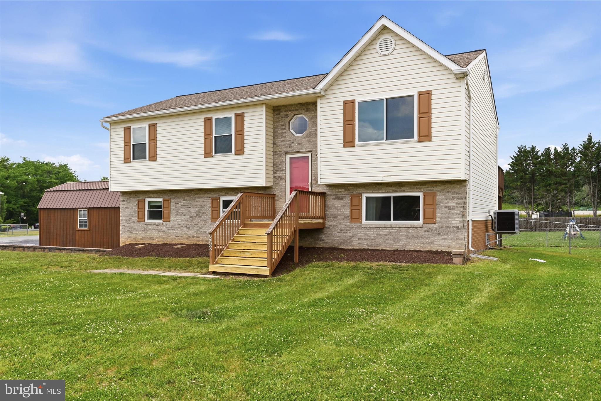 THE MEADOWS AT STRASBURG - Residential