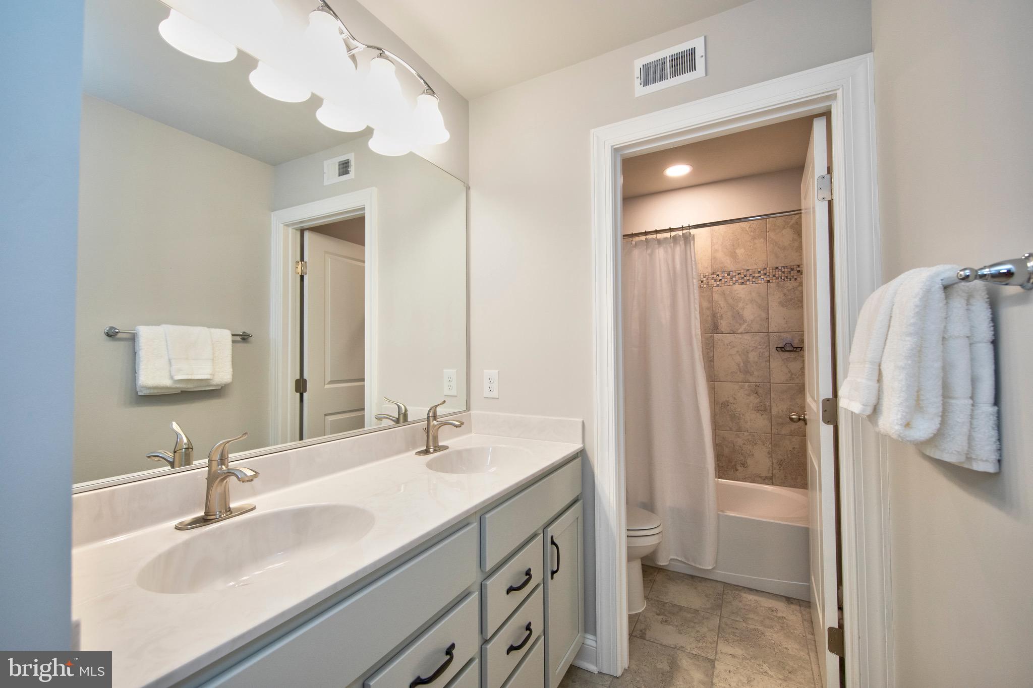 TIMONIUM HEIGHTS - Residential