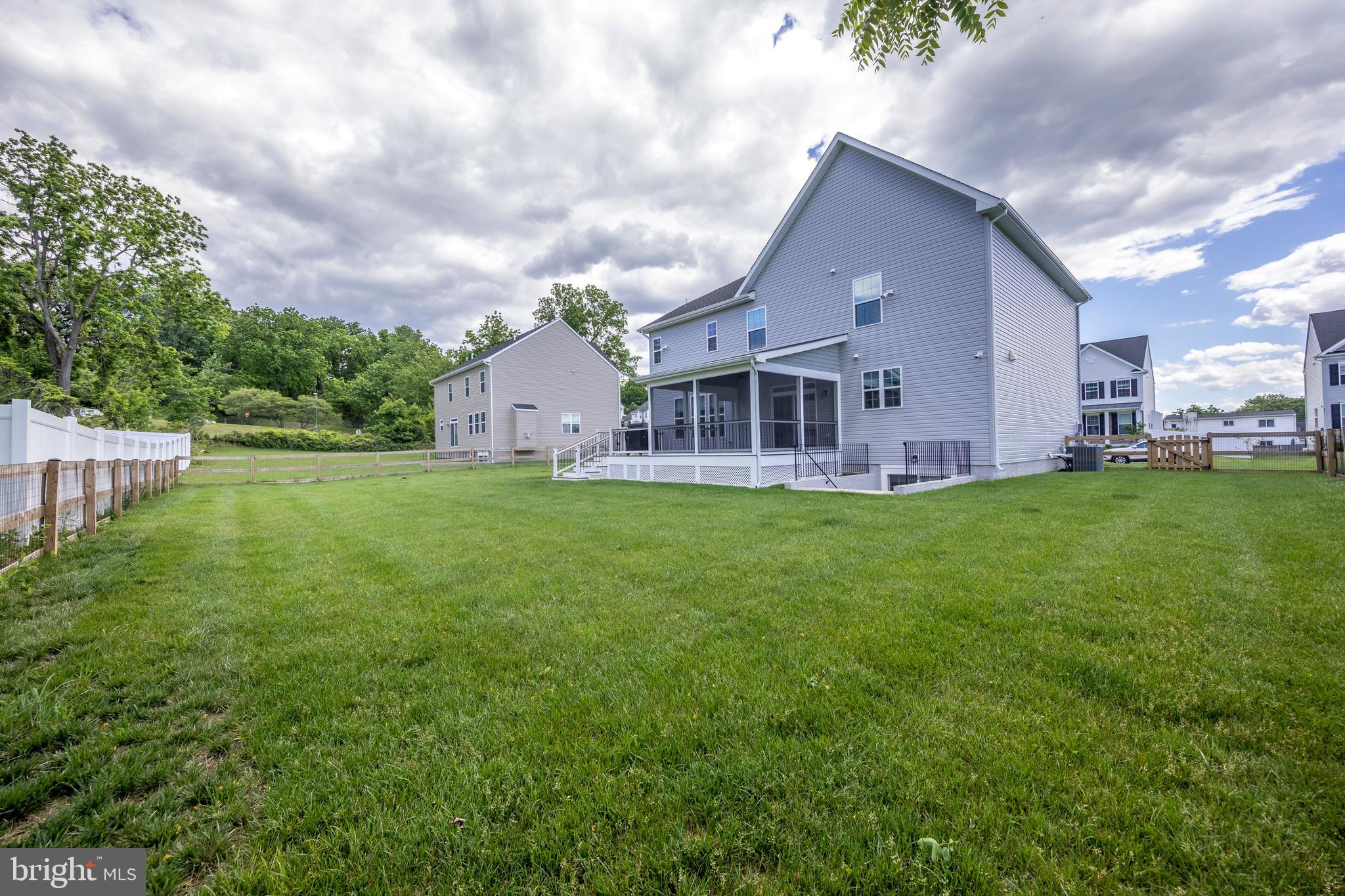TIMONIUM HEIGHTS - Residential