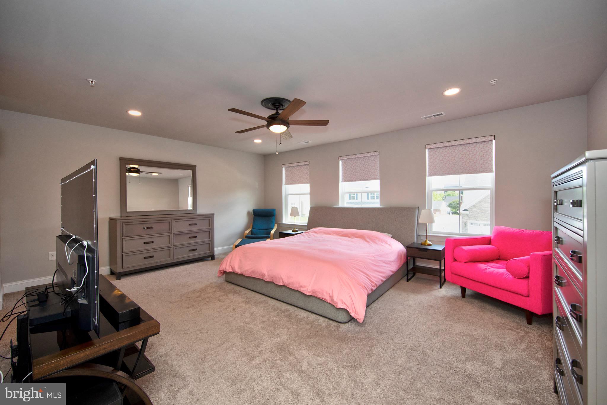 TIMONIUM HEIGHTS - Residential