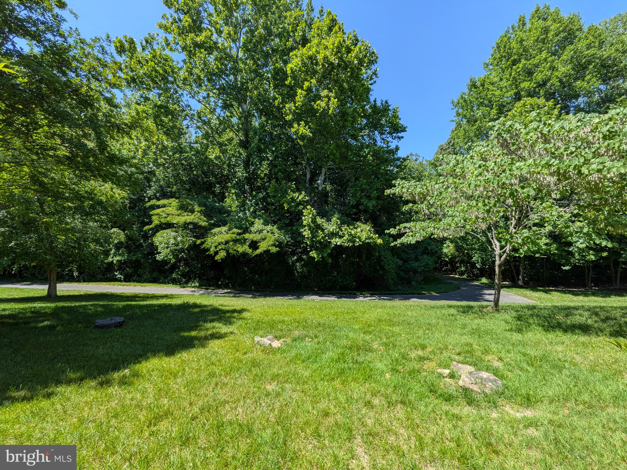SYMPHONY VILLAGE AT CENTREVILLE - Residential