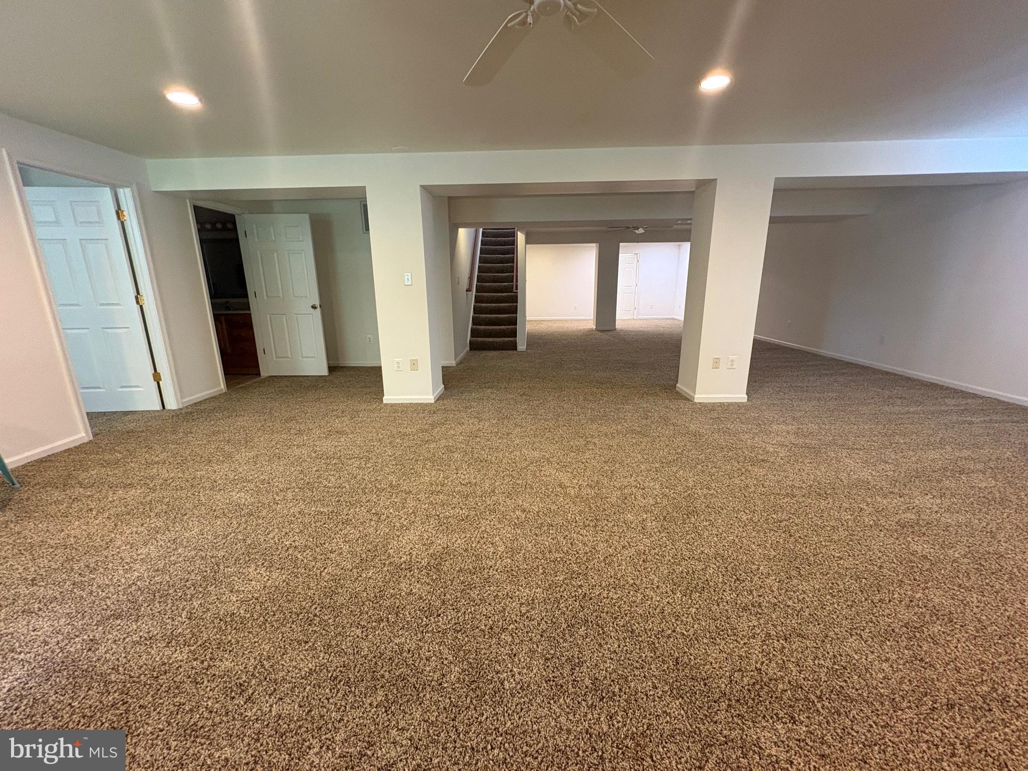 SYMPHONY VILLAGE AT CENTREVILLE - Residential
