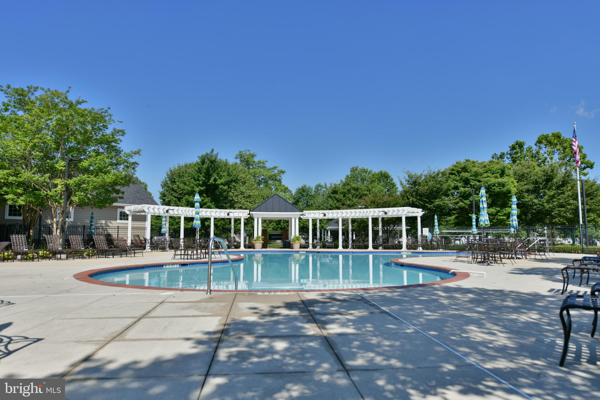 SYMPHONY VILLAGE AT CENTREVILLE - Residential