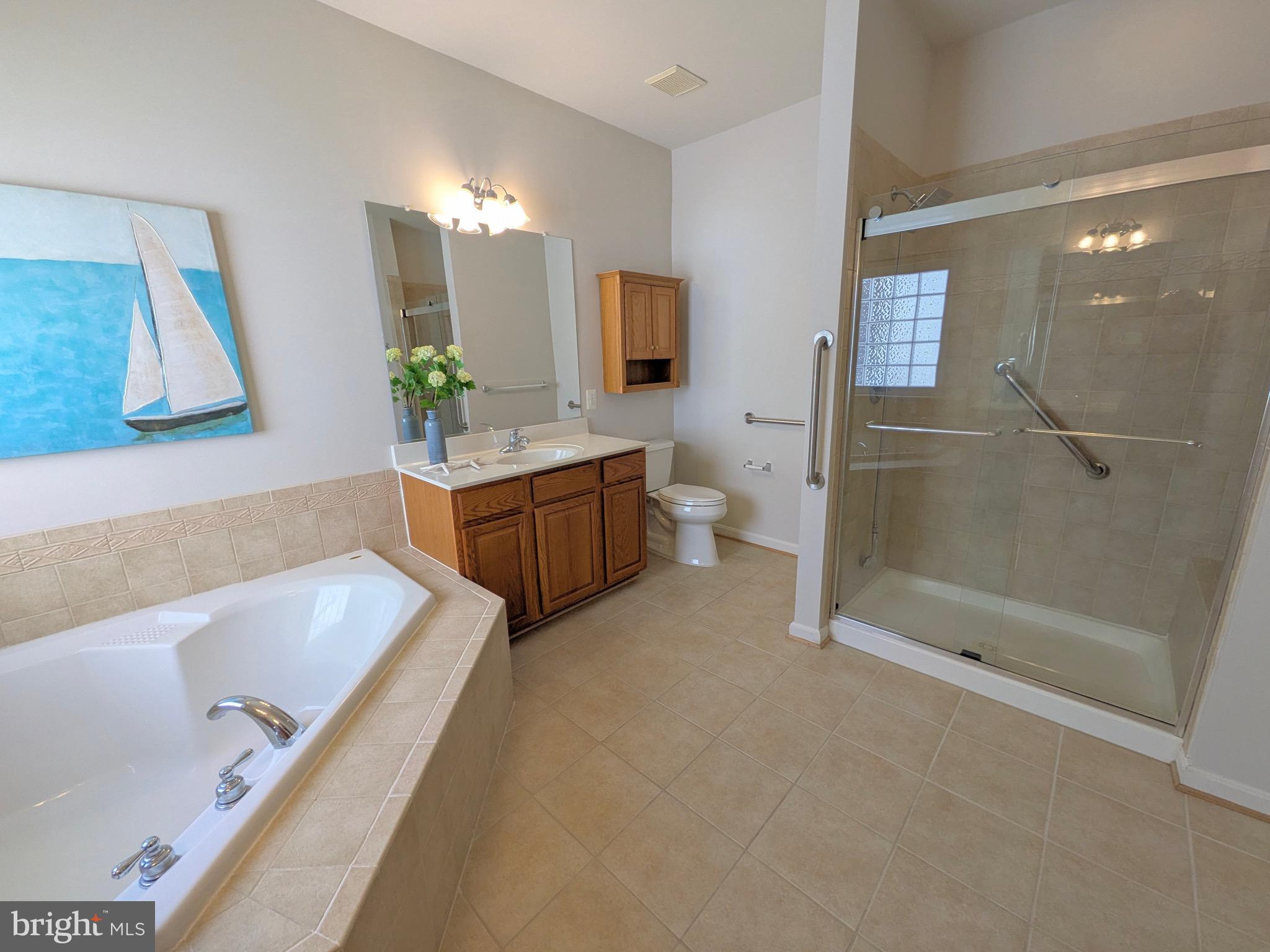 SYMPHONY VILLAGE AT CENTREVILLE - Residential