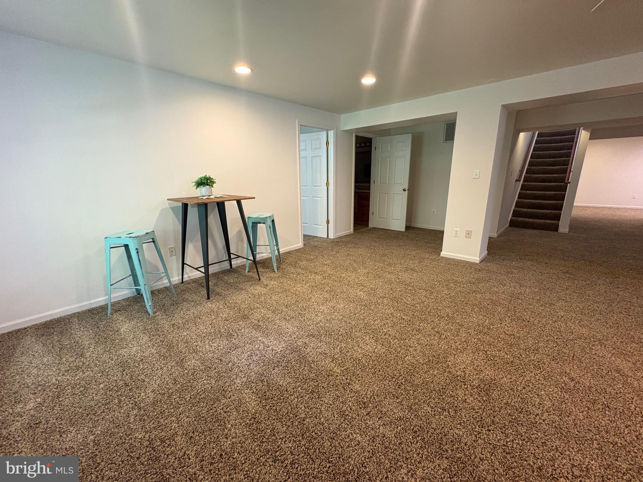 SYMPHONY VILLAGE AT CENTREVILLE - Residential