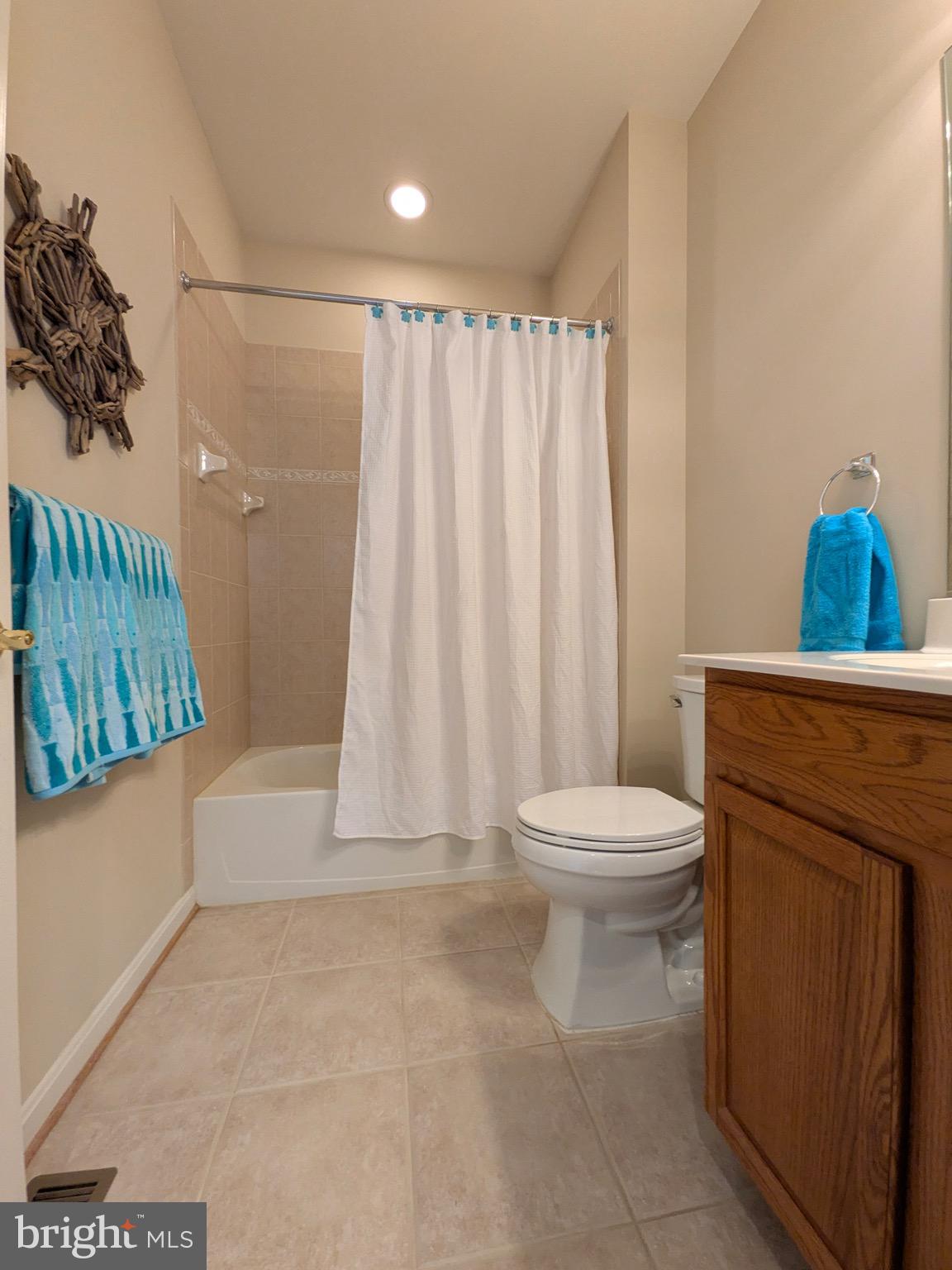 SYMPHONY VILLAGE AT CENTREVILLE - Residential