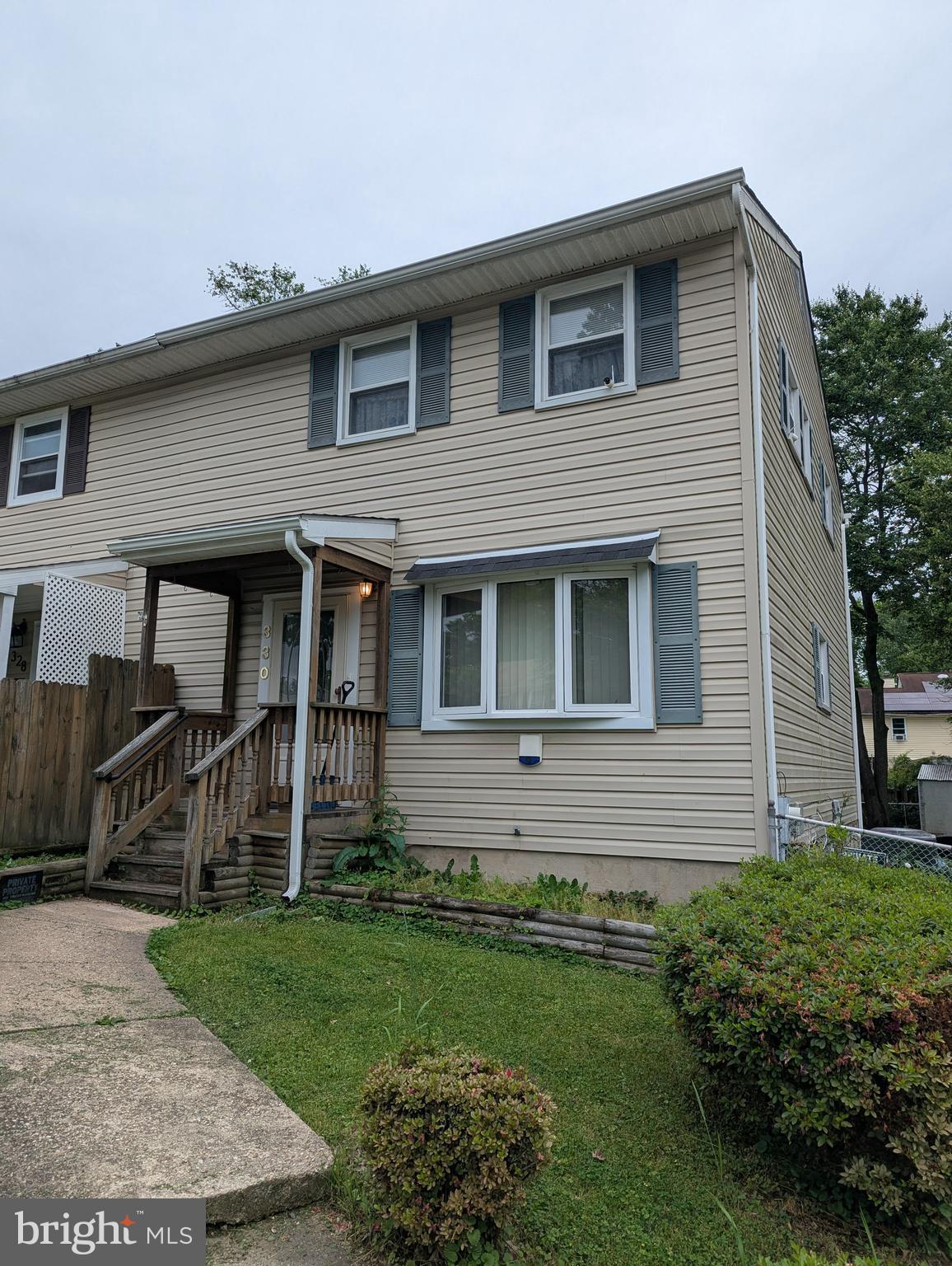 $100,000.00 LIST PRICE SUGGESTED OPENING BID AT AUCTION. ****NO PRE BID****
 AUCTION Friday June 19th, 2026 @ 11:00 AM ON PREMISES. Broker/agent registration form is available upon request and must be in the hands of Jay Edwards Auctioneers 48 hours prior to the auction.


Enter from front entrance to living room w/ ceiling fan & coat closet. Half bath or powder room. Country kitchen w/ dining room area, refrigerator, gas stove, dishwasher, & slider doors exit to covered deck. Upstairs has primary bedroom w/ access to hall bathroom. Full bathroom in hallway. Bedrooms #2 & #3 w/ closets. Hall linen closet. Lower level has office or 4th bedroom. Utility room. Laundry room. Rough-in for potential full bath. Gas FHA heat. Central air. Gas hot water. Public water & sewer. Additional features include a new roof, new heating & air system, black bear 20’ x 15’ outbuilding, 12’ x 15’ storage shed, covered rear deck, & fenced rear yard.