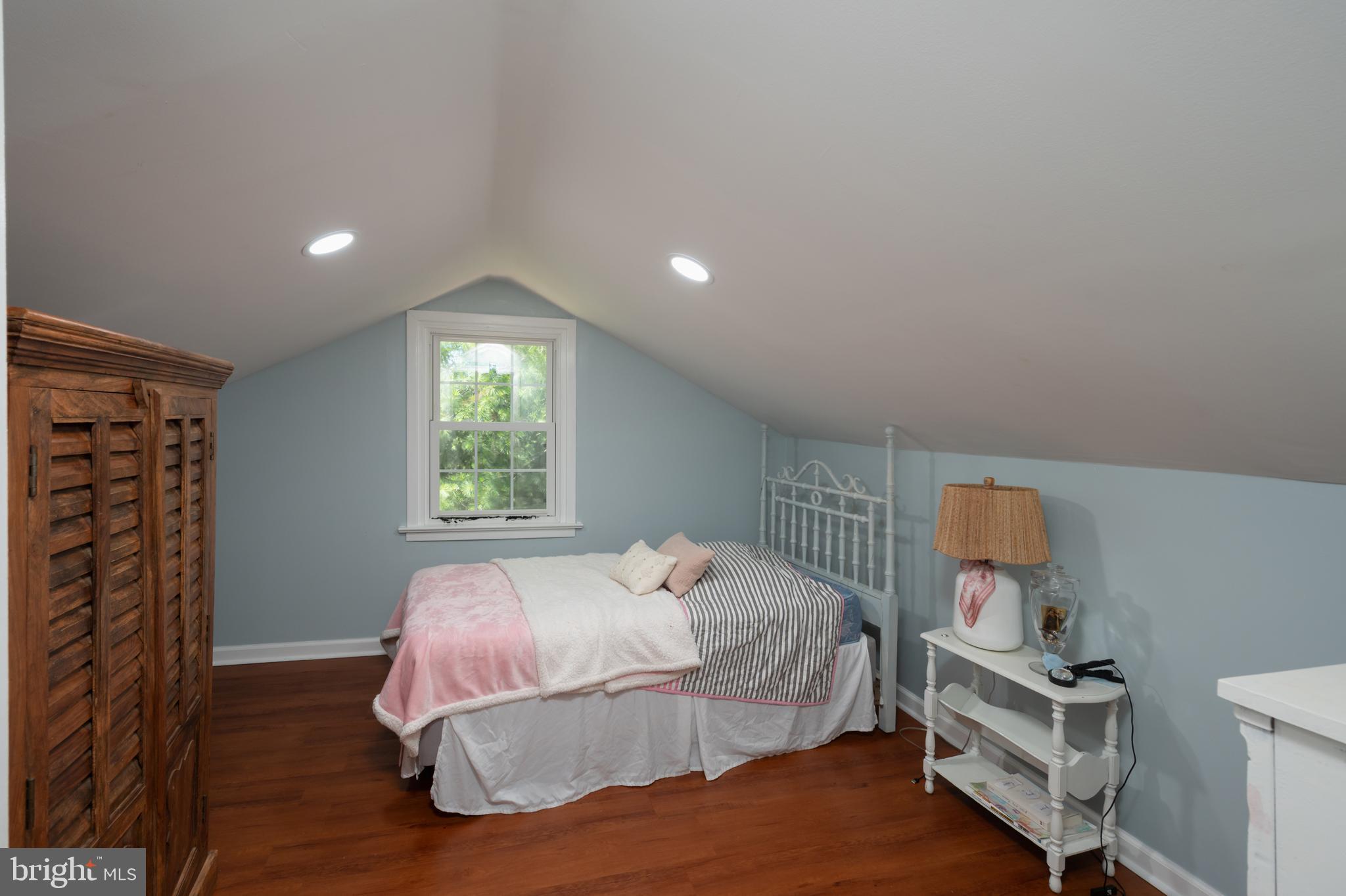 ABINGTON - Residential