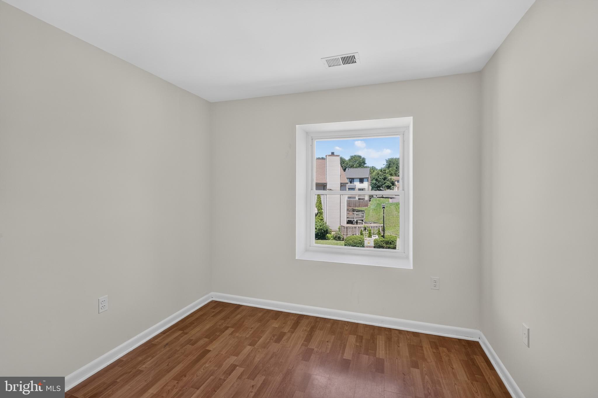 GREENCASTLE LAKE - Residential