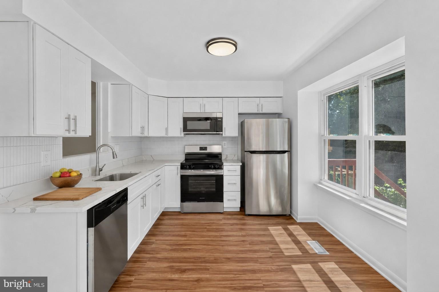 GREENCASTLE LAKE - Residential