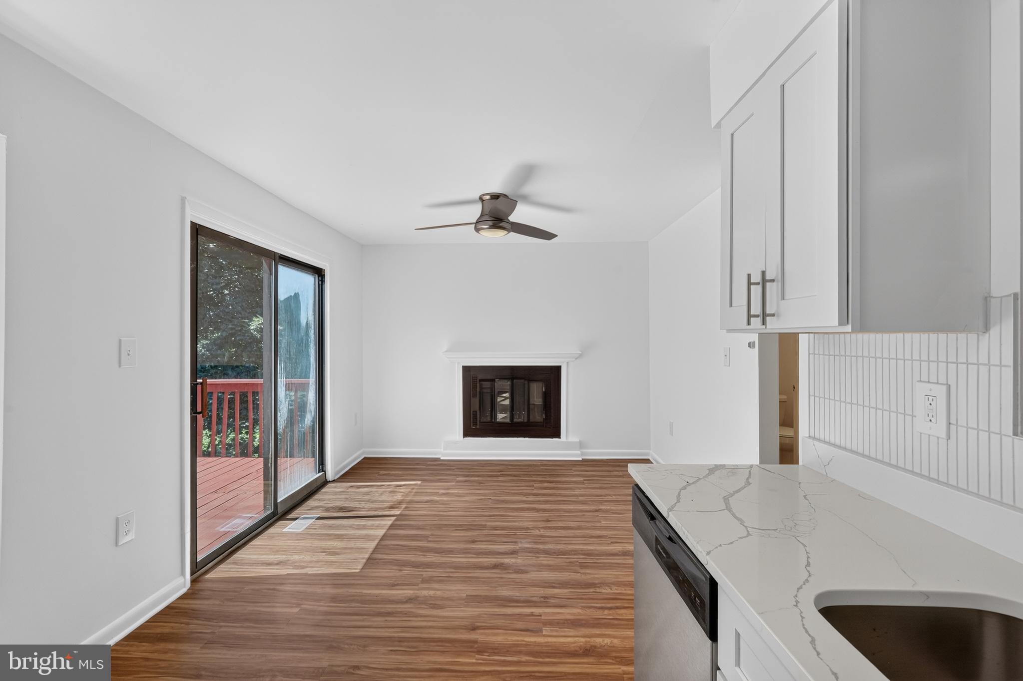 GREENCASTLE LAKE - Residential