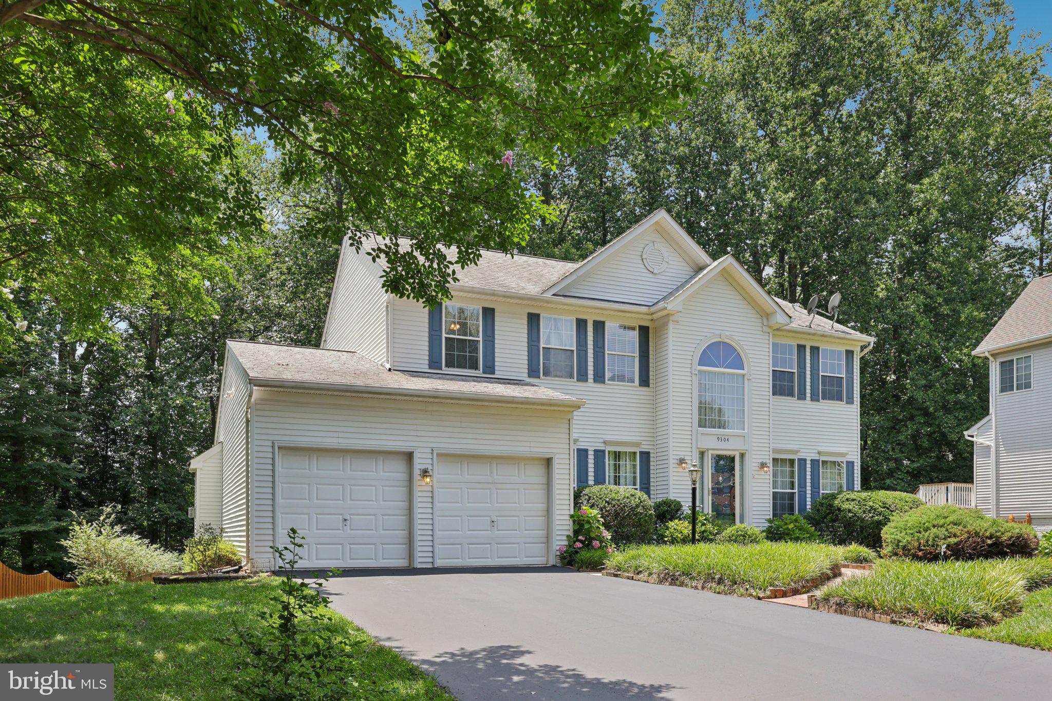 BLOOMS CROSSING - Residential