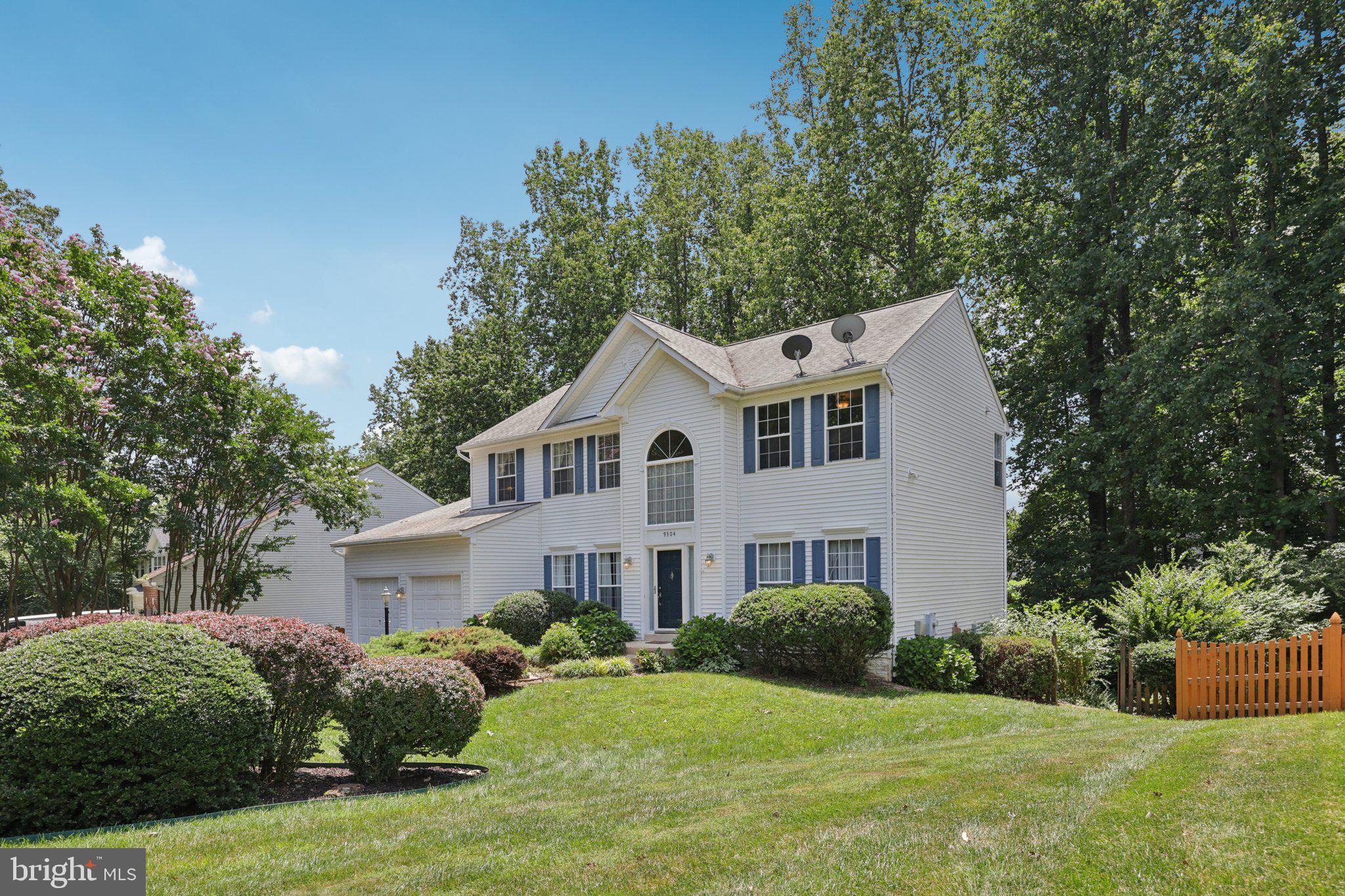 BLOOMS CROSSING - Residential
