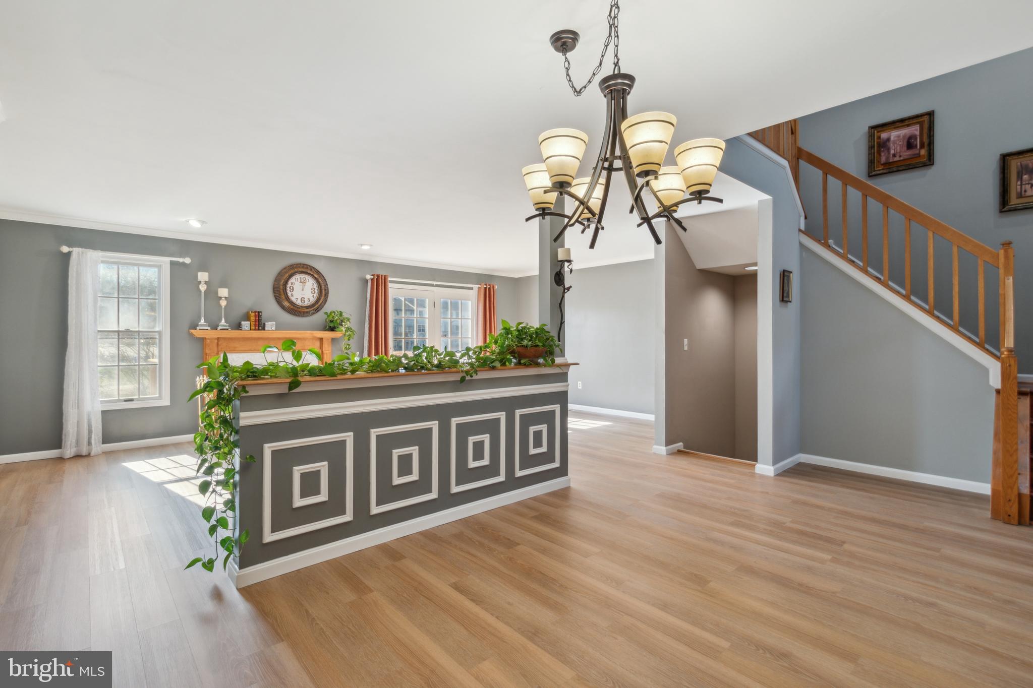 LAUREL LAKES - Residential