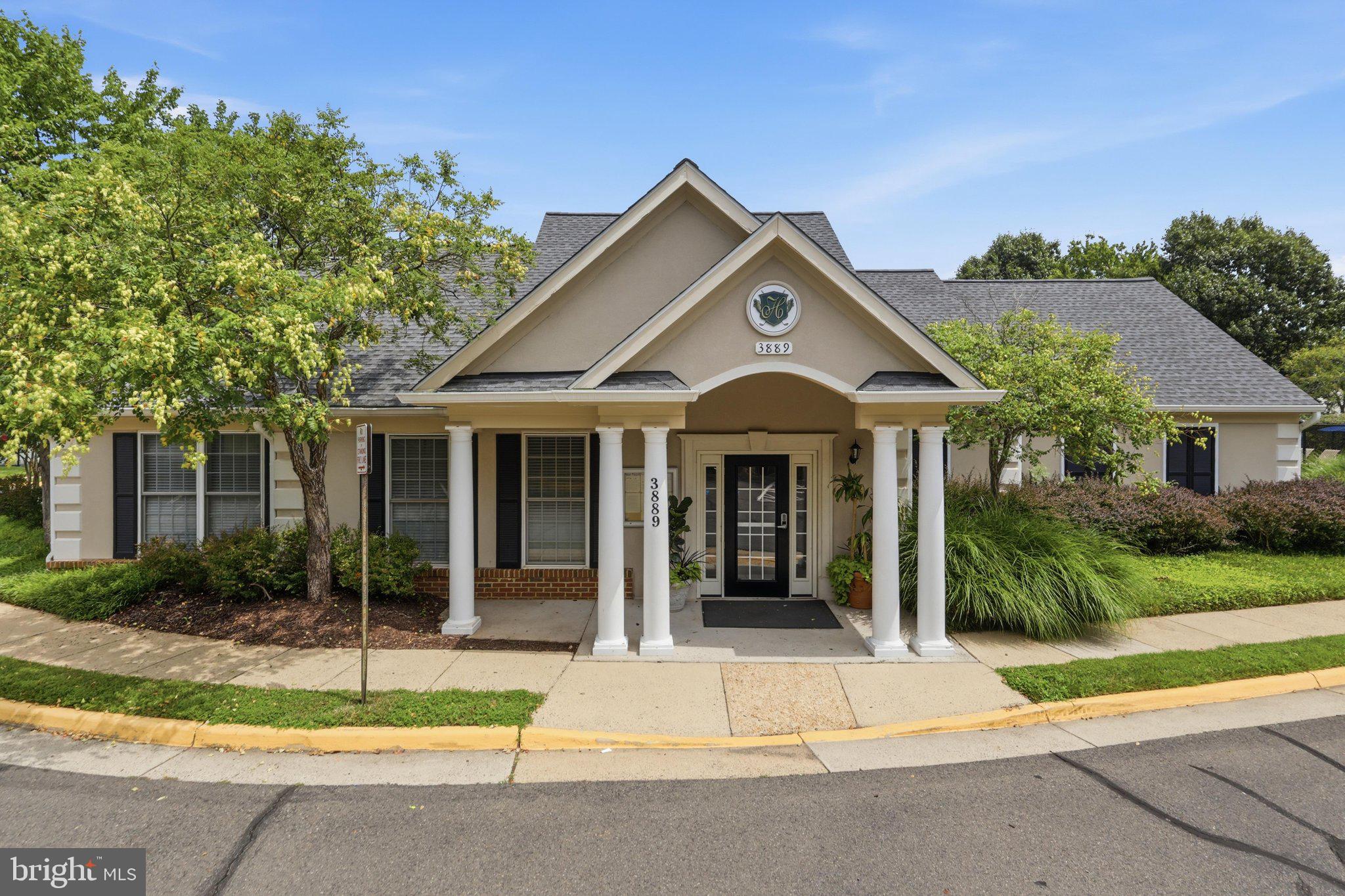 HIGHLAND OAKS - Residential