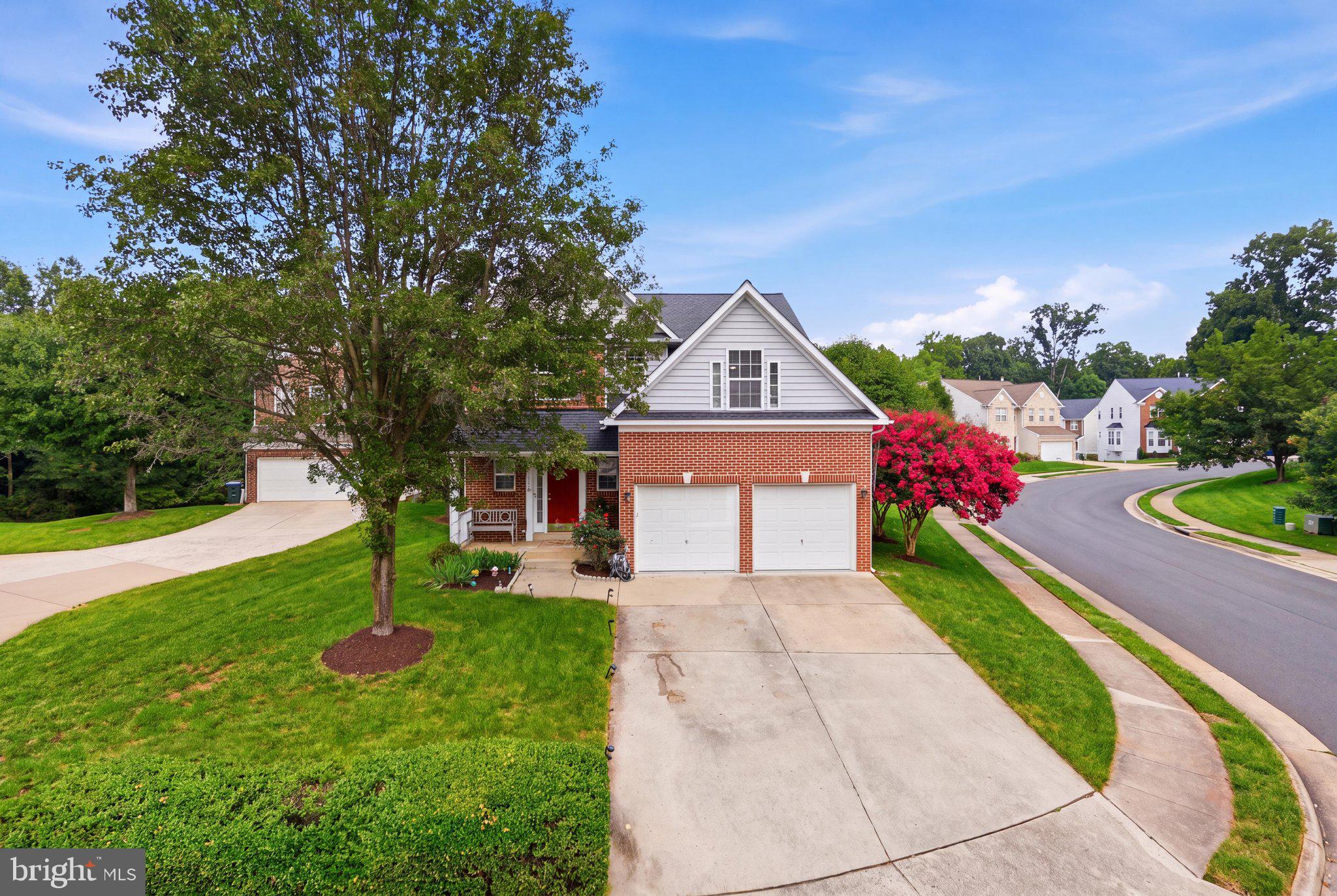 HIGHLAND OAKS - Residential