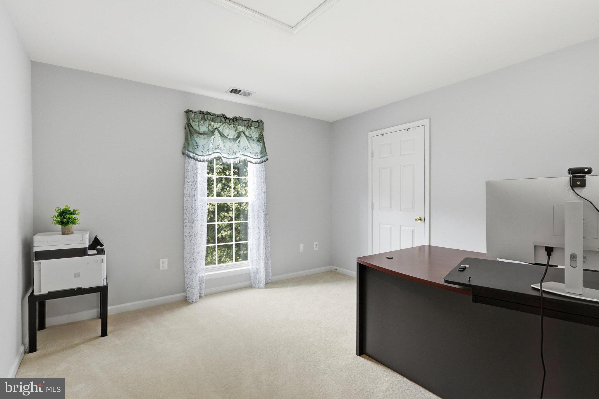 HIGHLAND OAKS - Residential