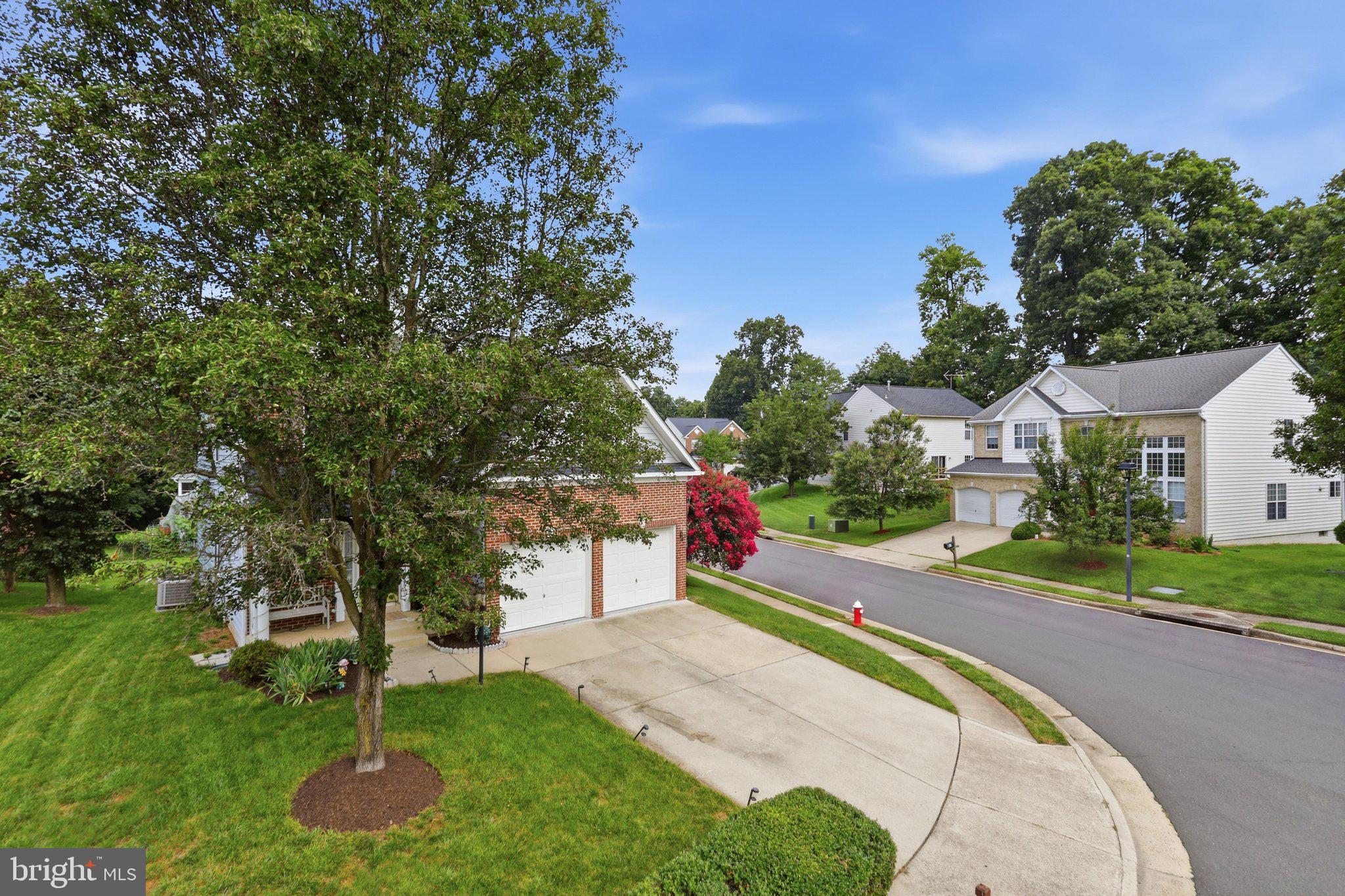 HIGHLAND OAKS - Residential