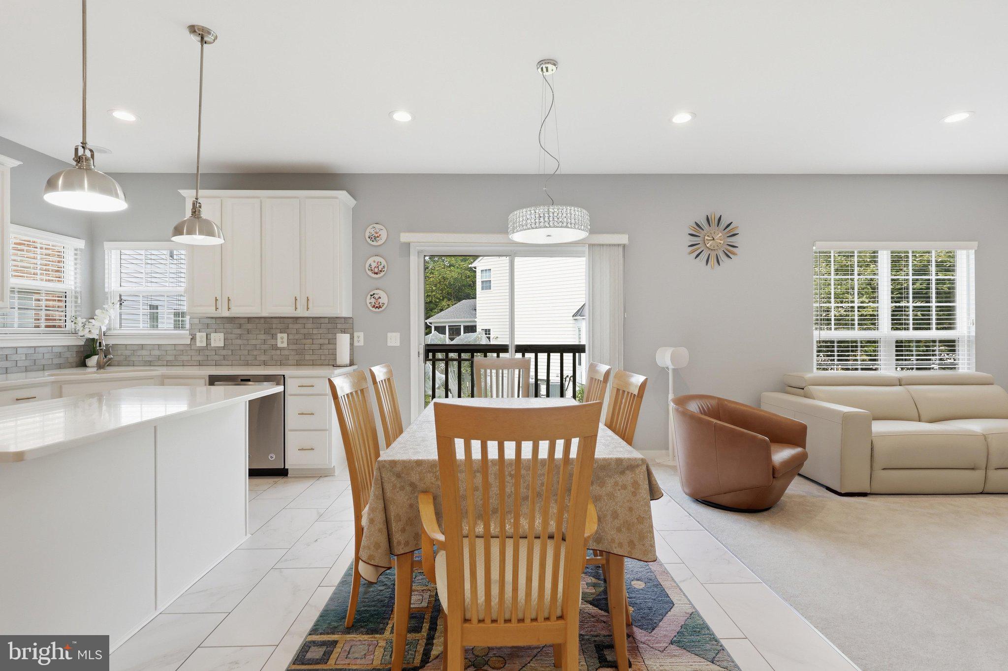 HIGHLAND OAKS - Residential
