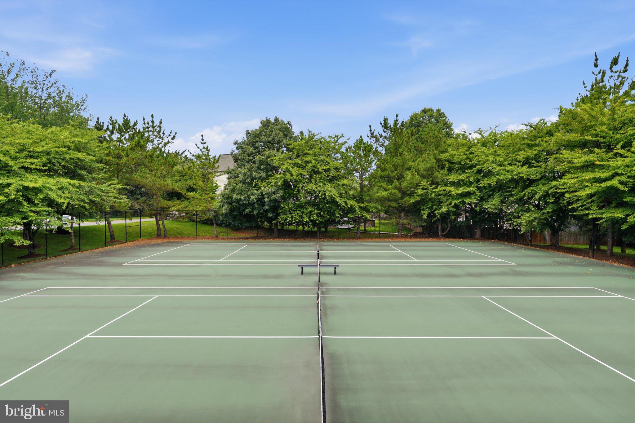 HIGHLAND OAKS - Residential