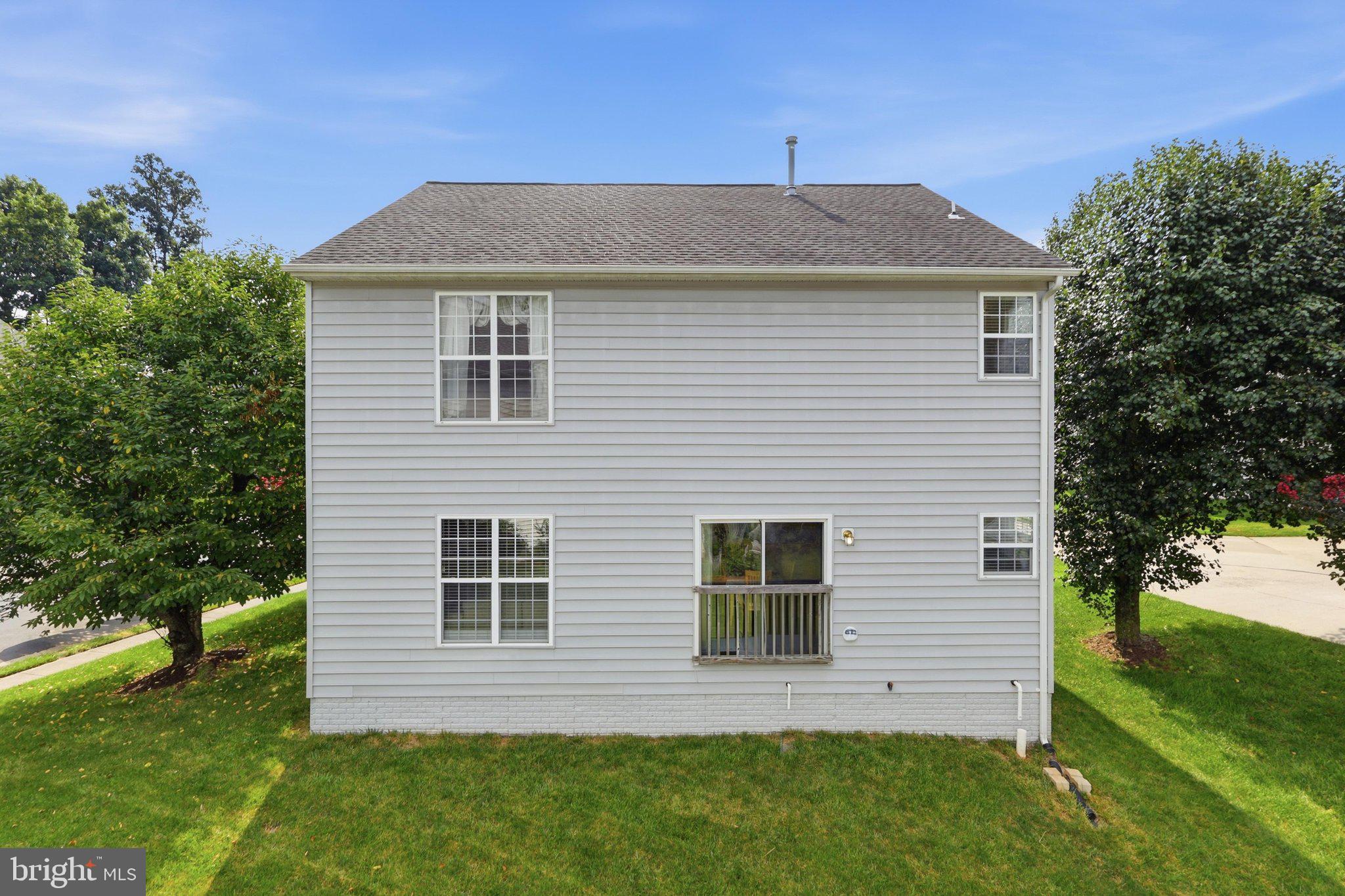 HIGHLAND OAKS - Residential