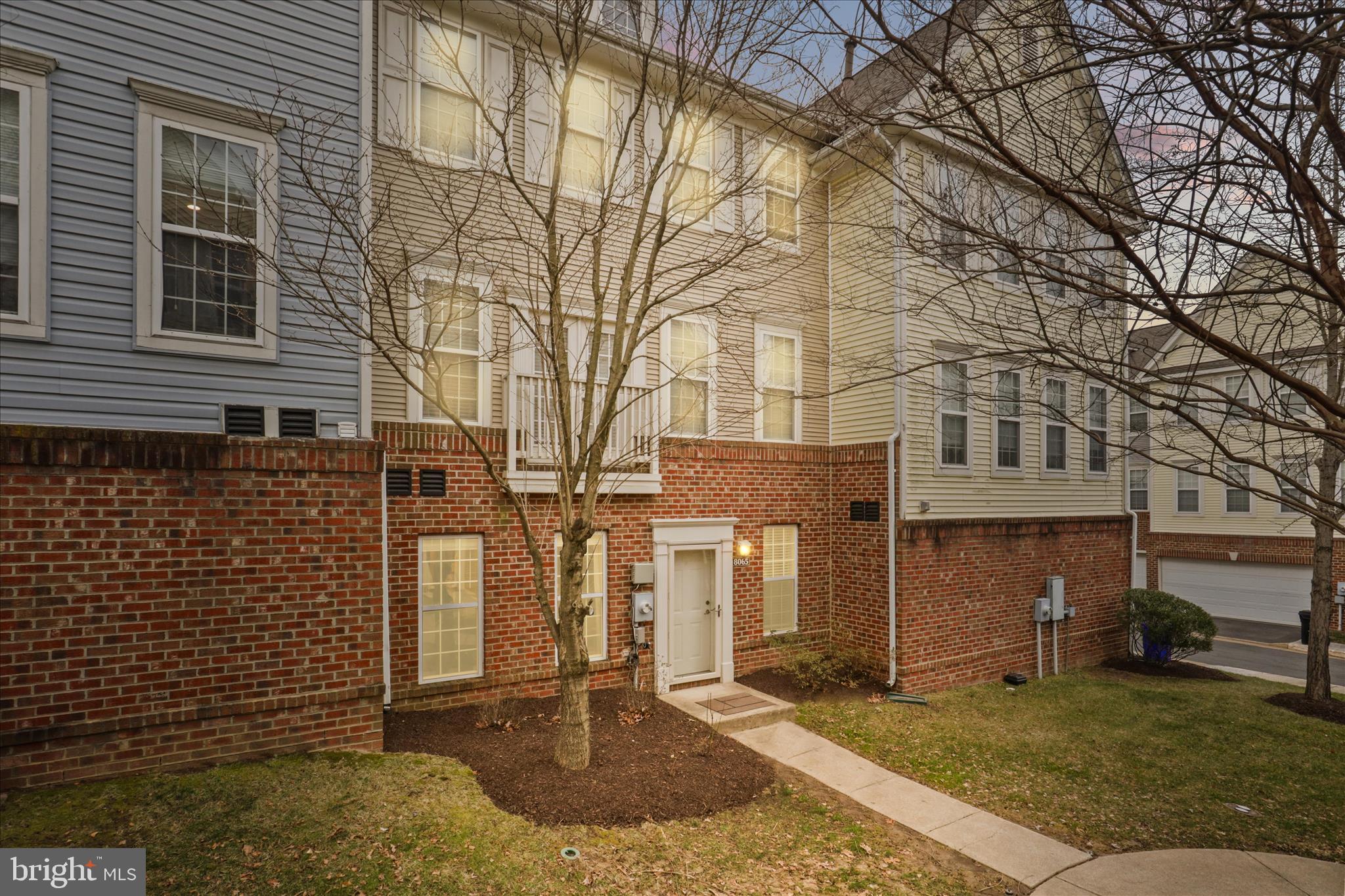 HIGH POINTE AT JEFFERSON - Residential
