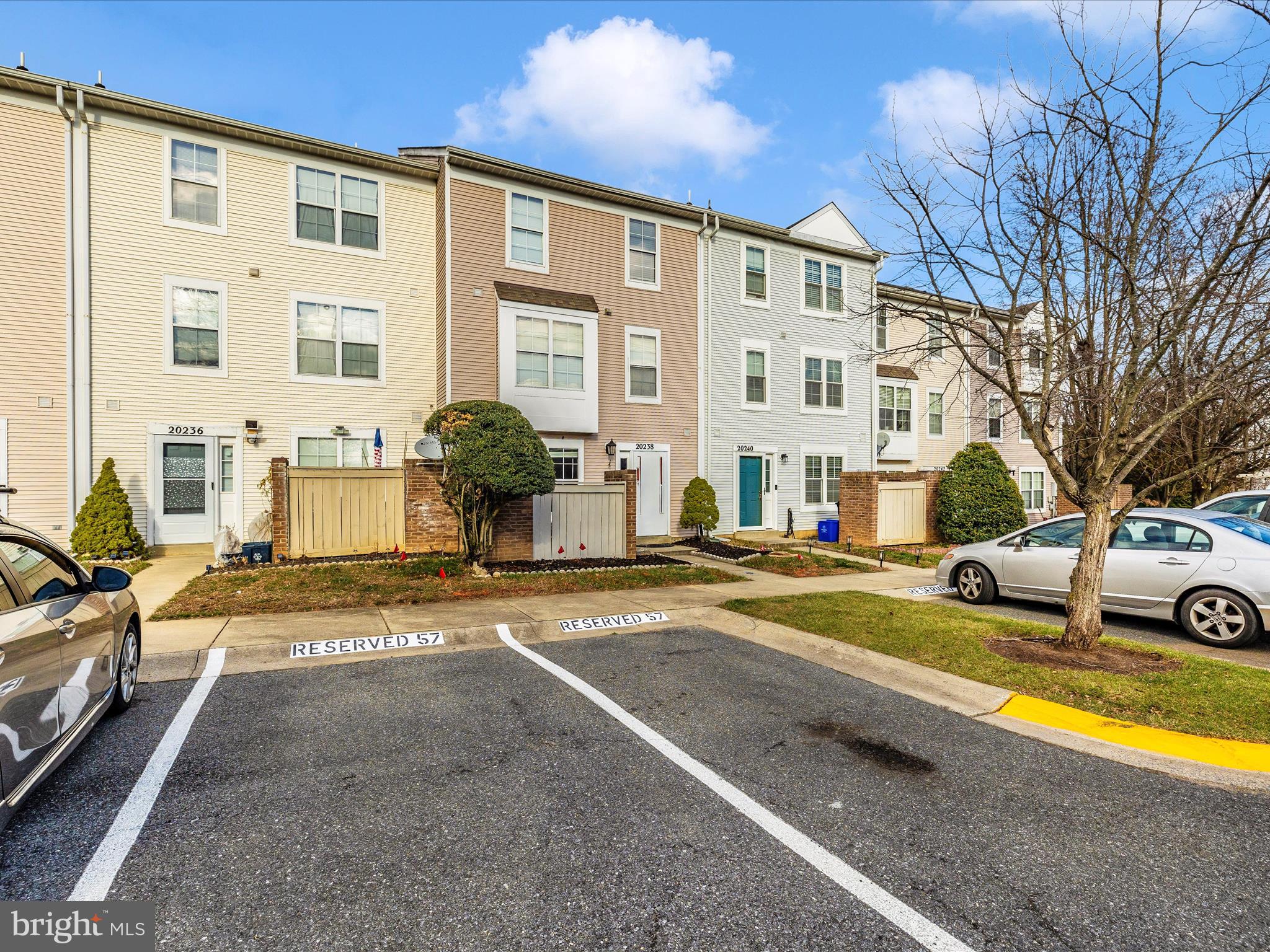CHARLESGATE - Residential Lease