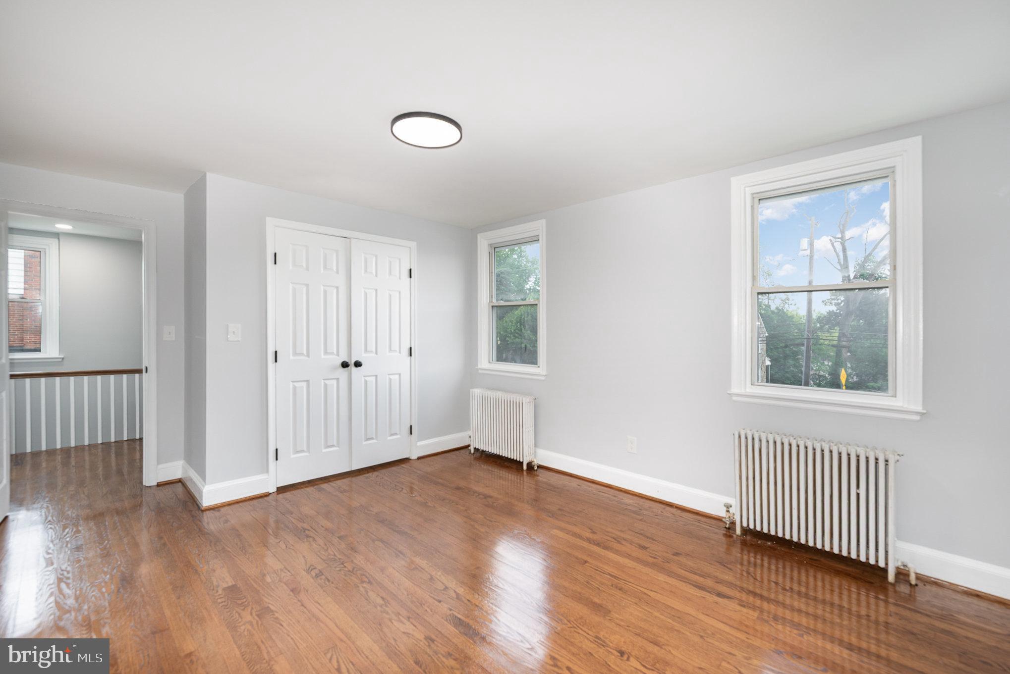 HOWARD PARK - Residential