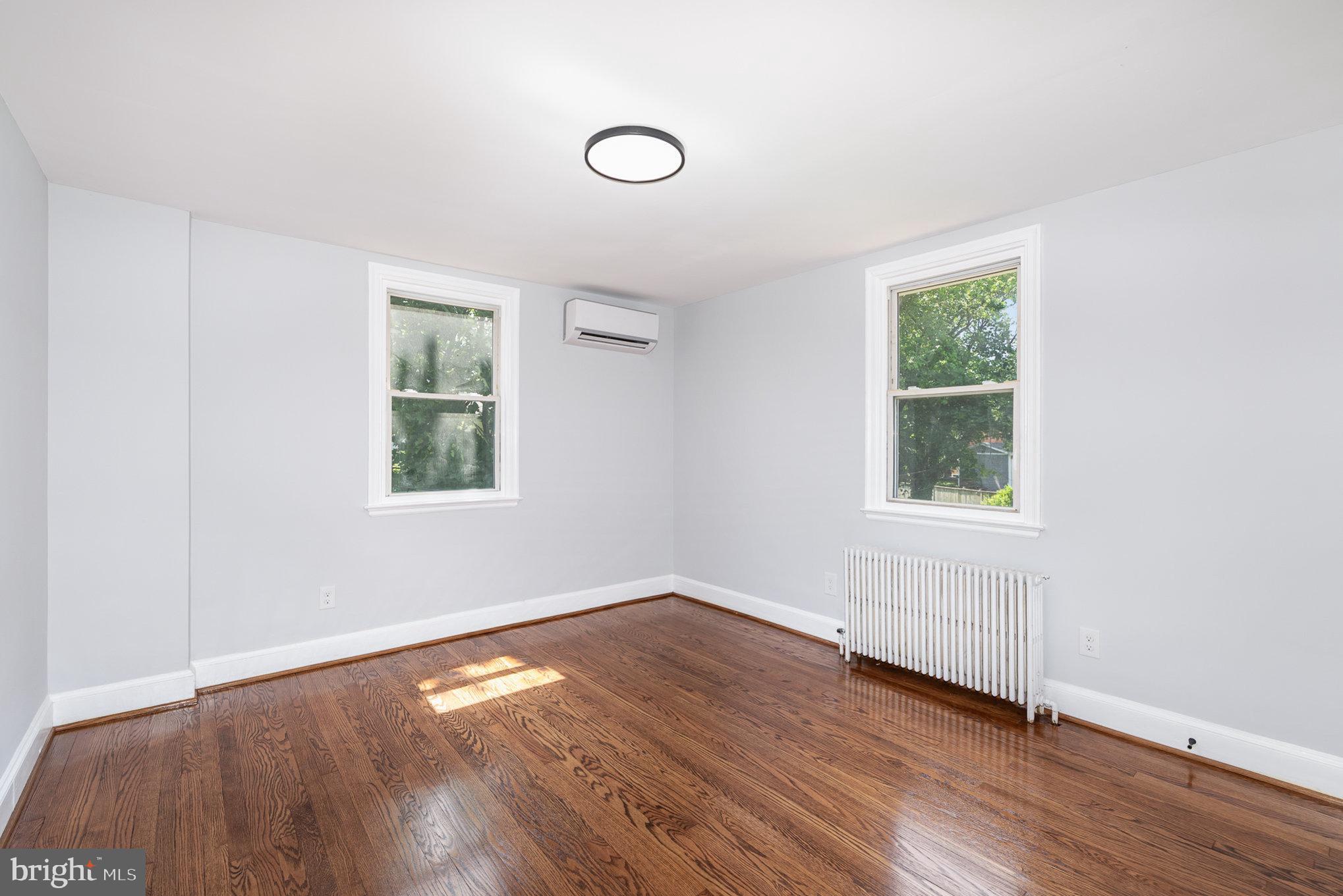 HOWARD PARK - Residential