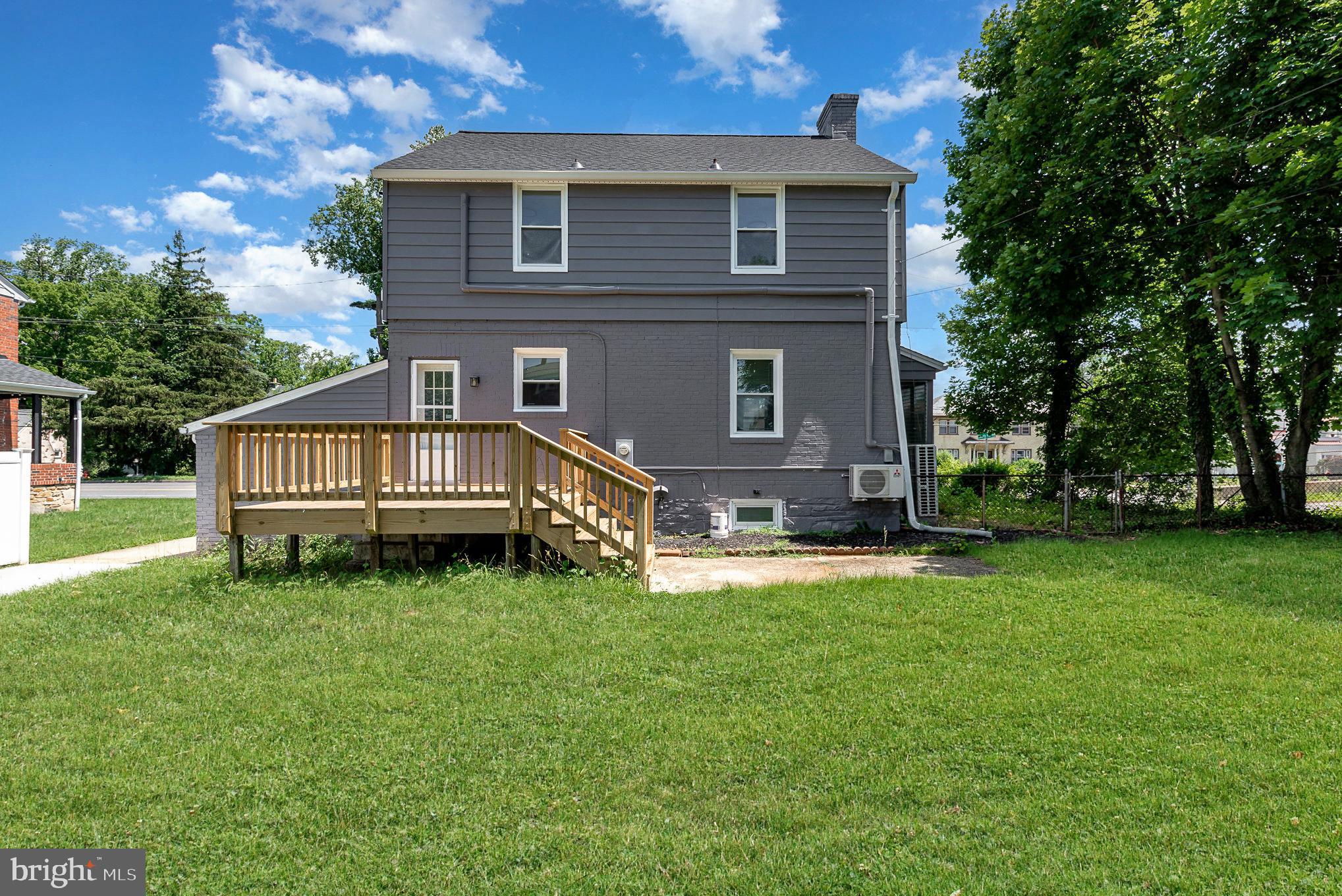 HOWARD PARK - Residential