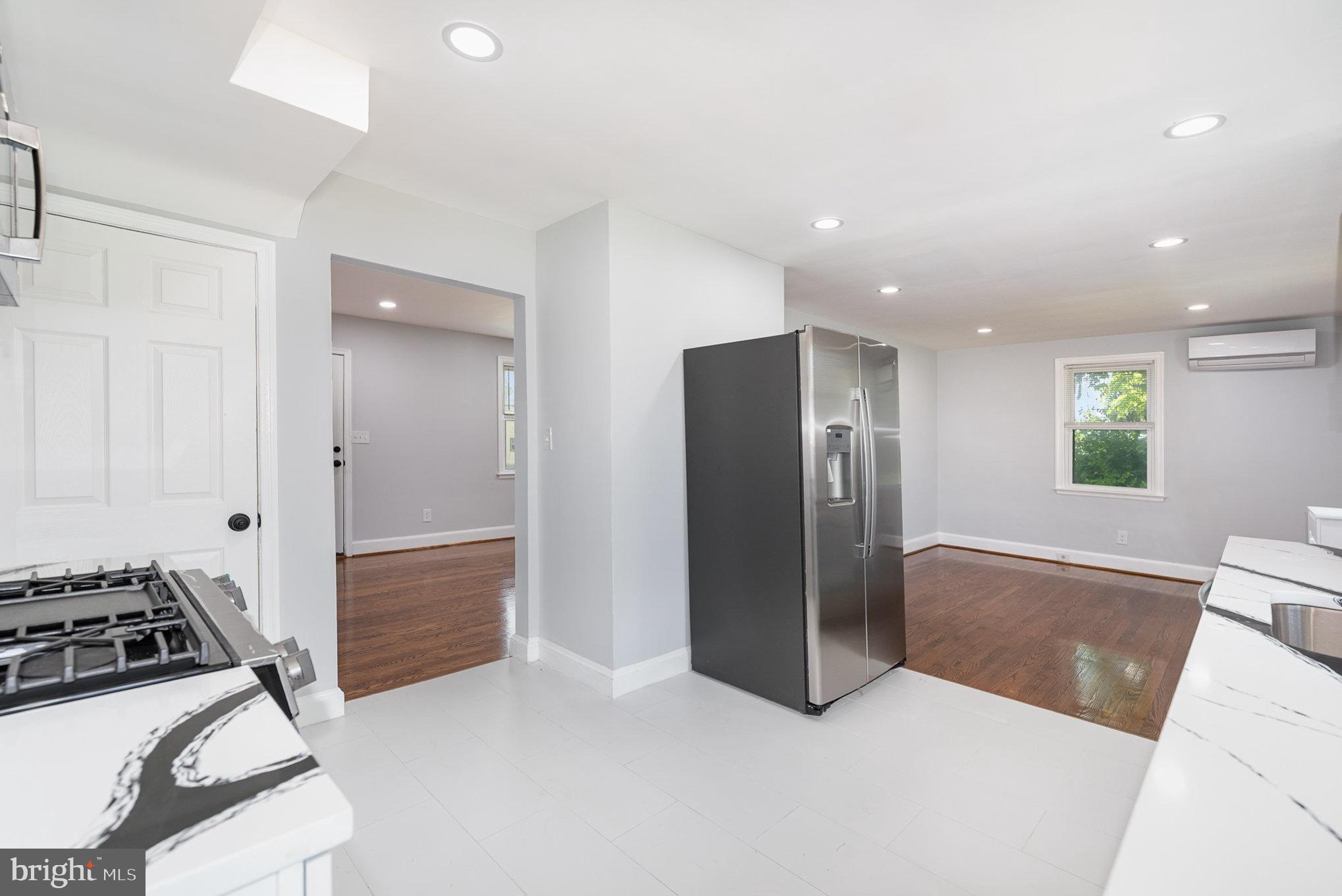 HOWARD PARK - Residential