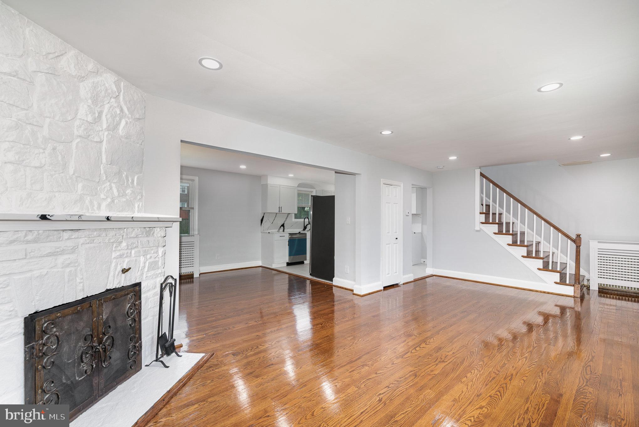 HOWARD PARK - Residential